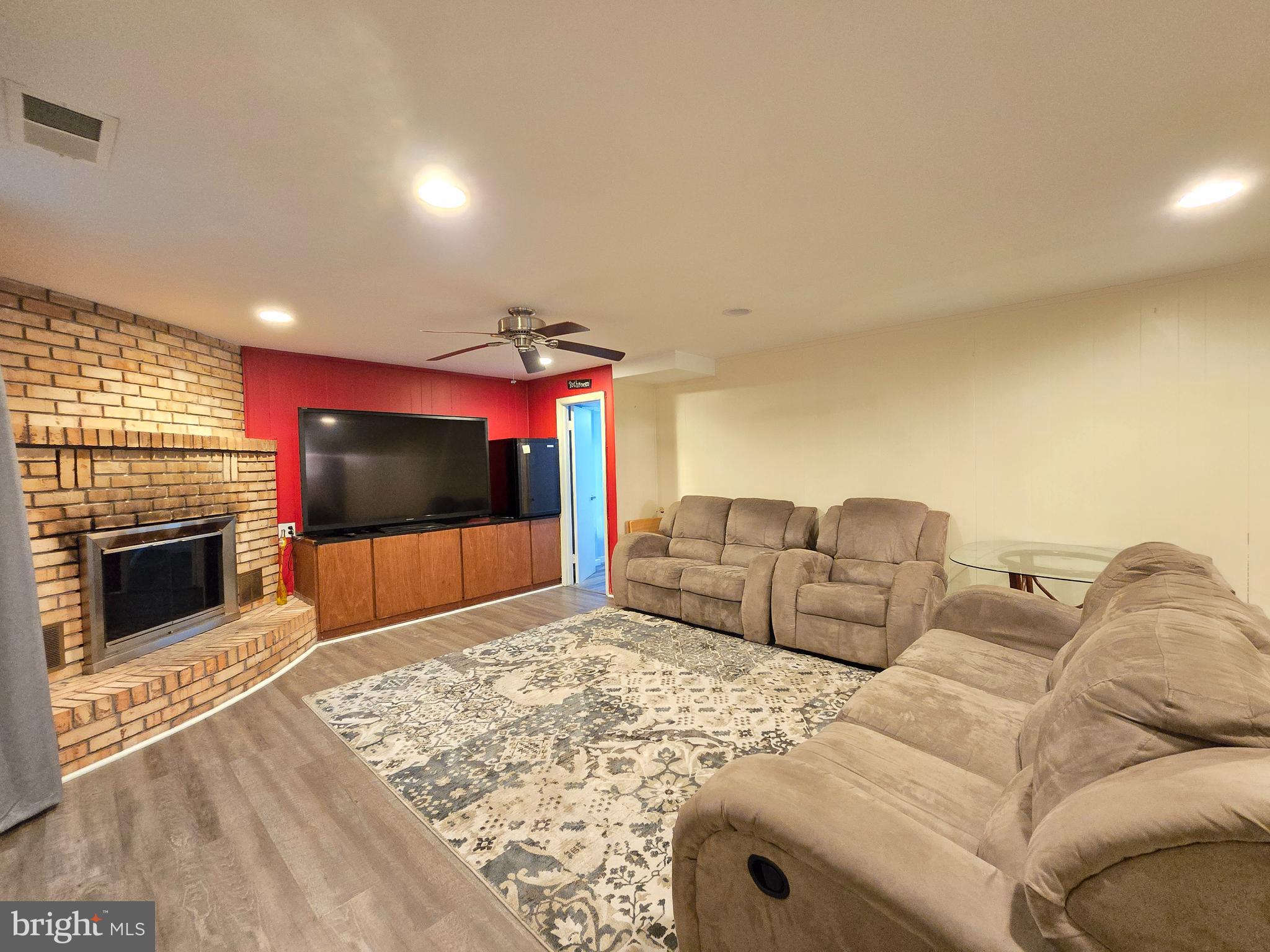 WOODGATE - Residential