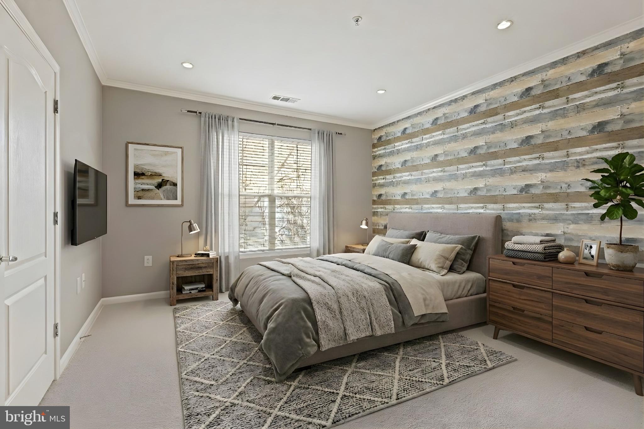 FORTNIGHTLY SQUARE - Residential