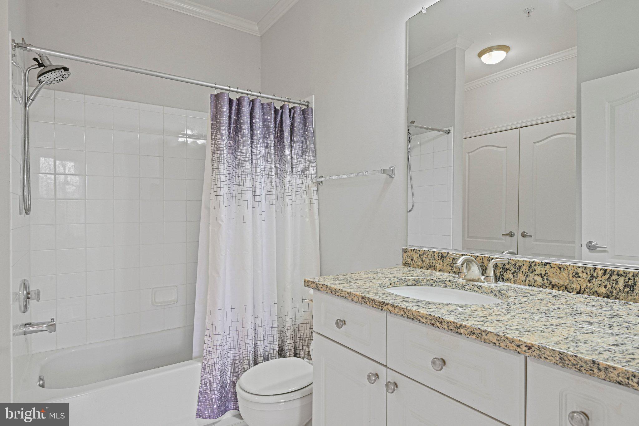 FORTNIGHTLY SQUARE - Residential