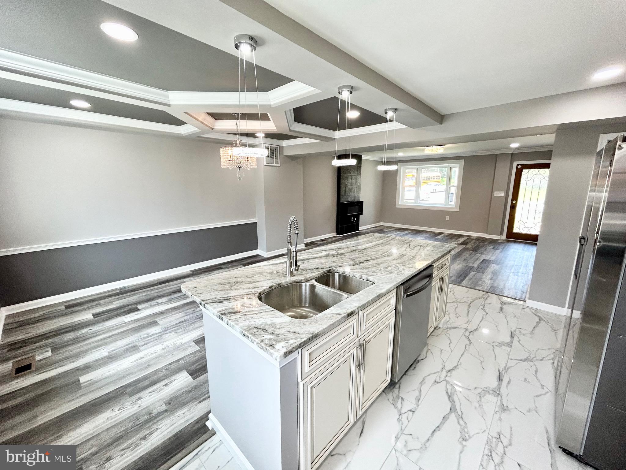 PERRING LOCH - Residential