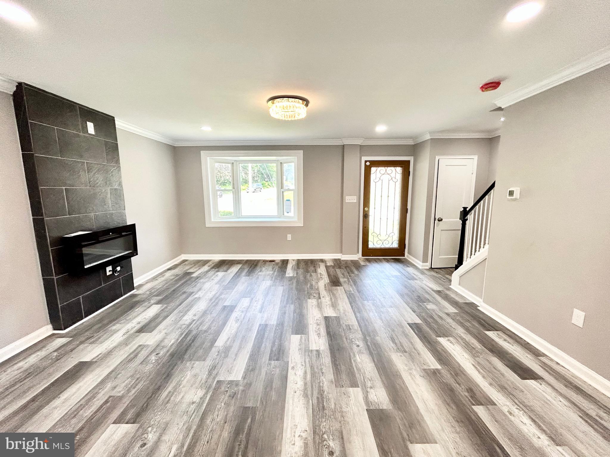 PERRING LOCH - Residential