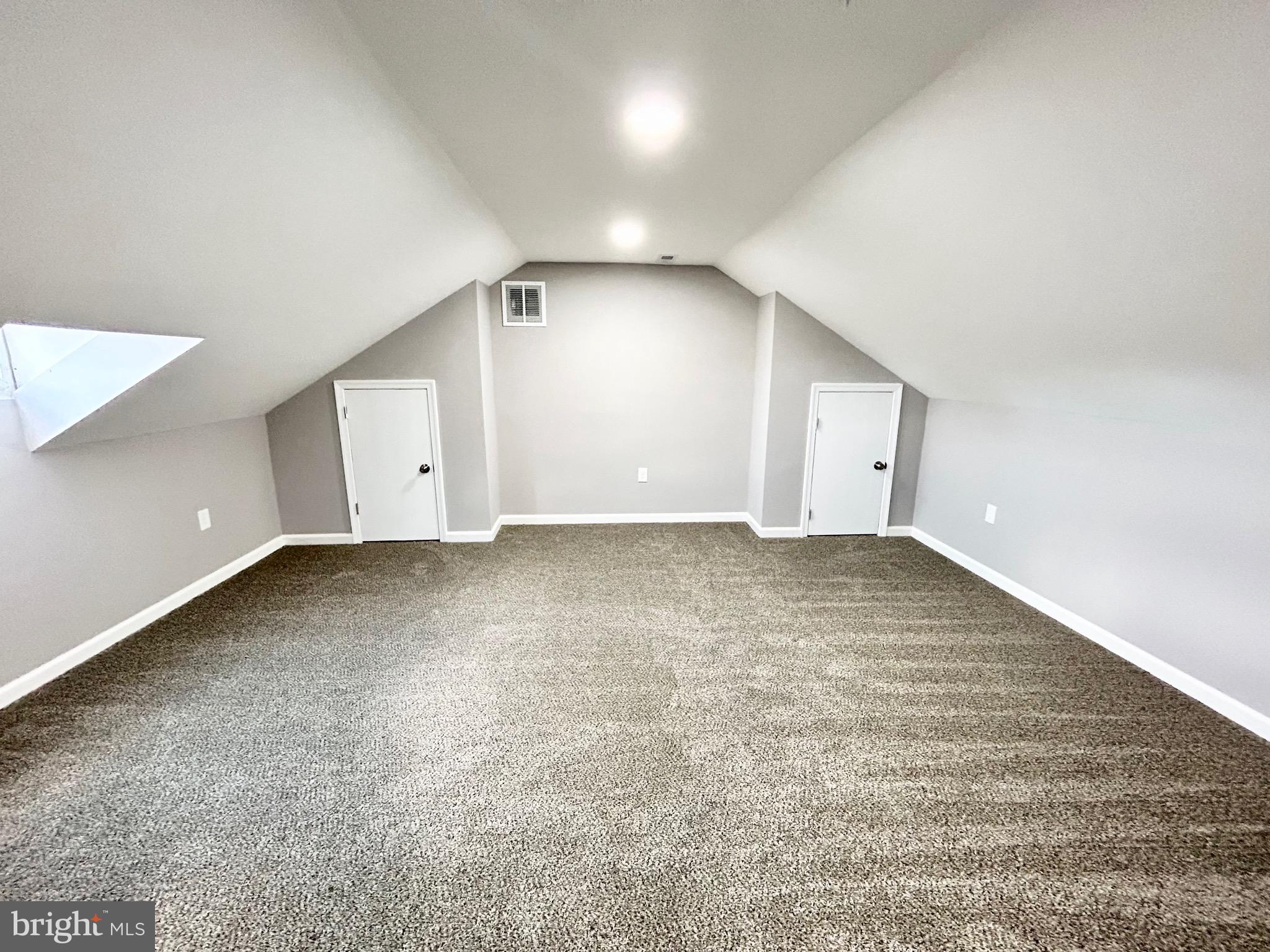 PERRING LOCH - Residential