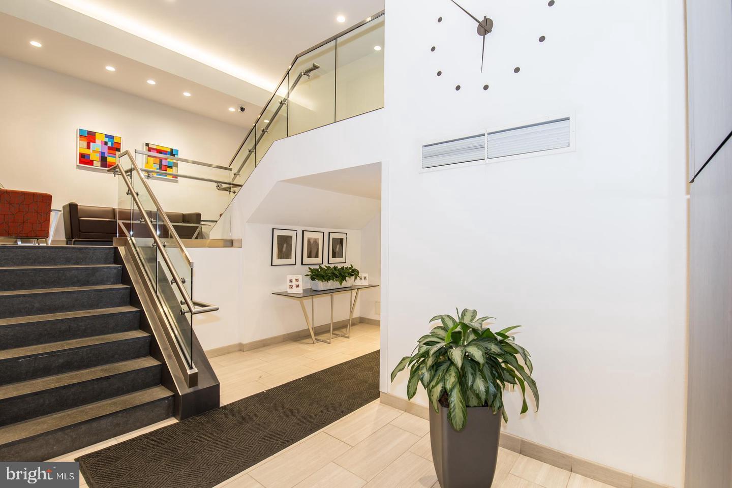 AVENUE OF THE ARTS - Residential Lease