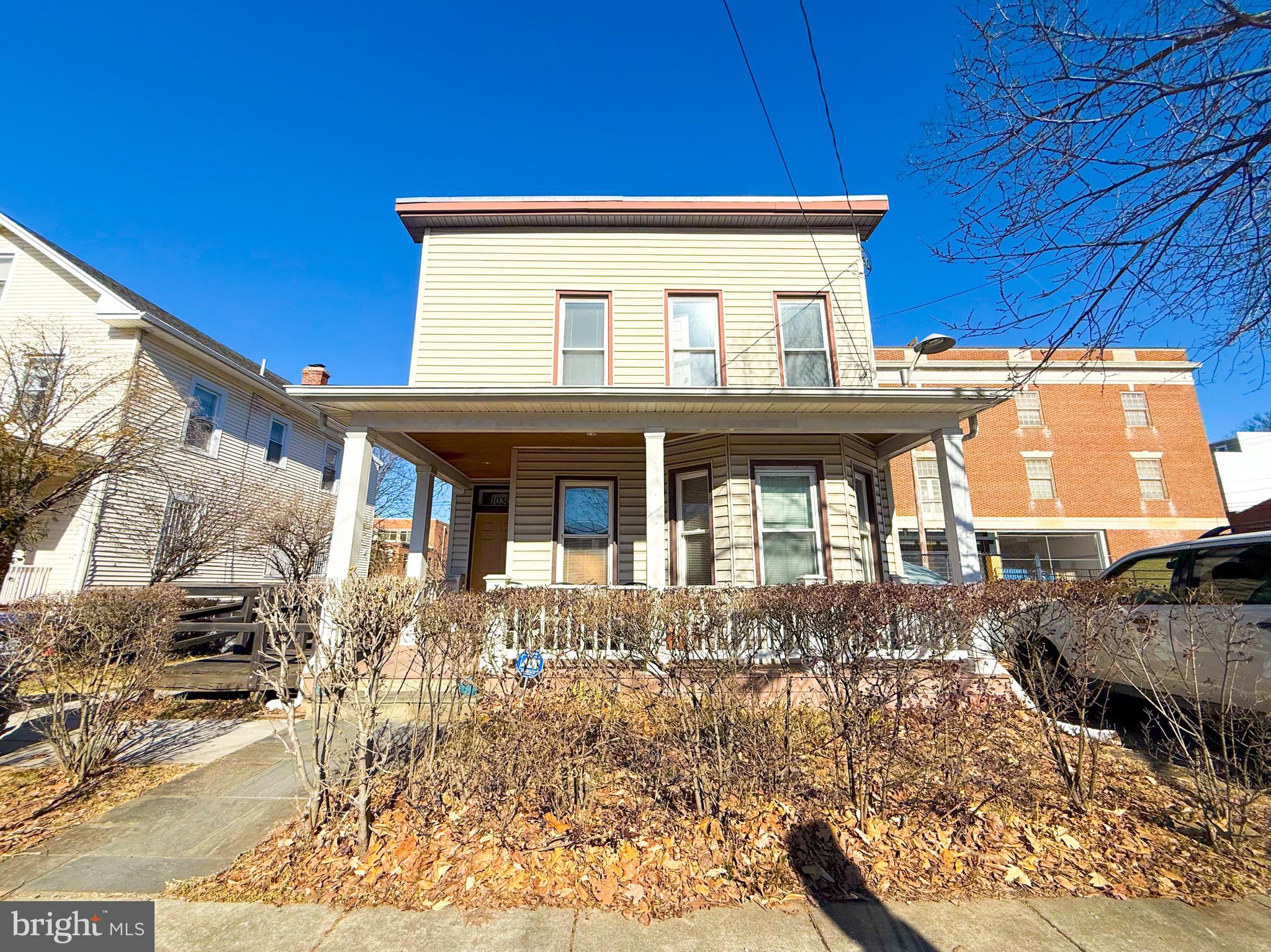 1030 KEARNY STREET NE