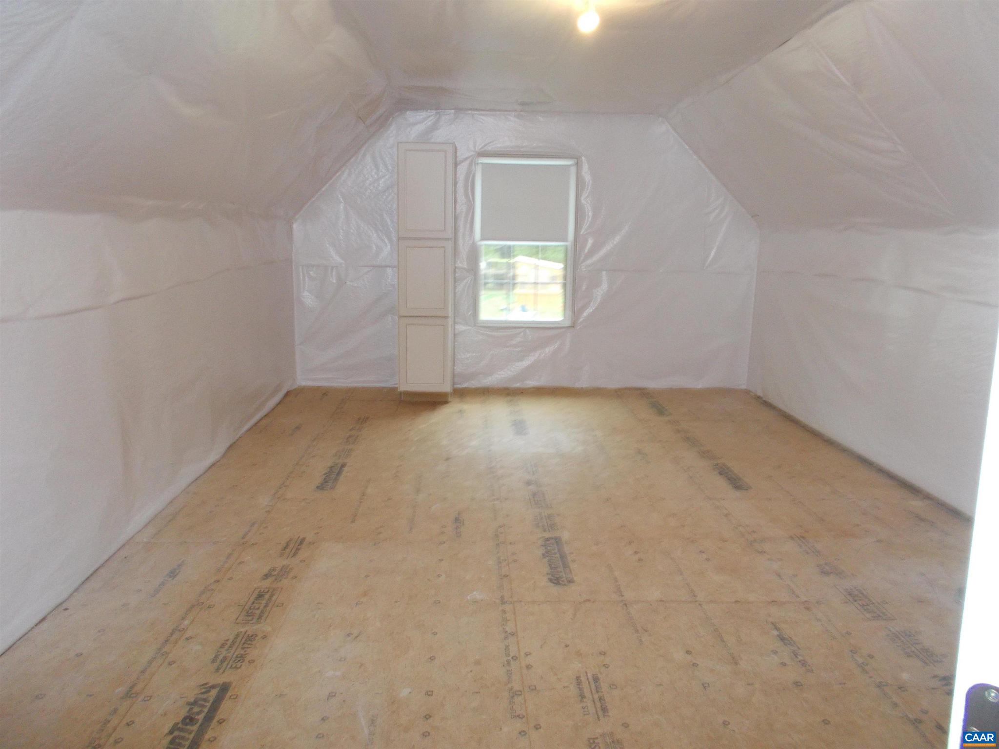 TWO RIVERS - Residential