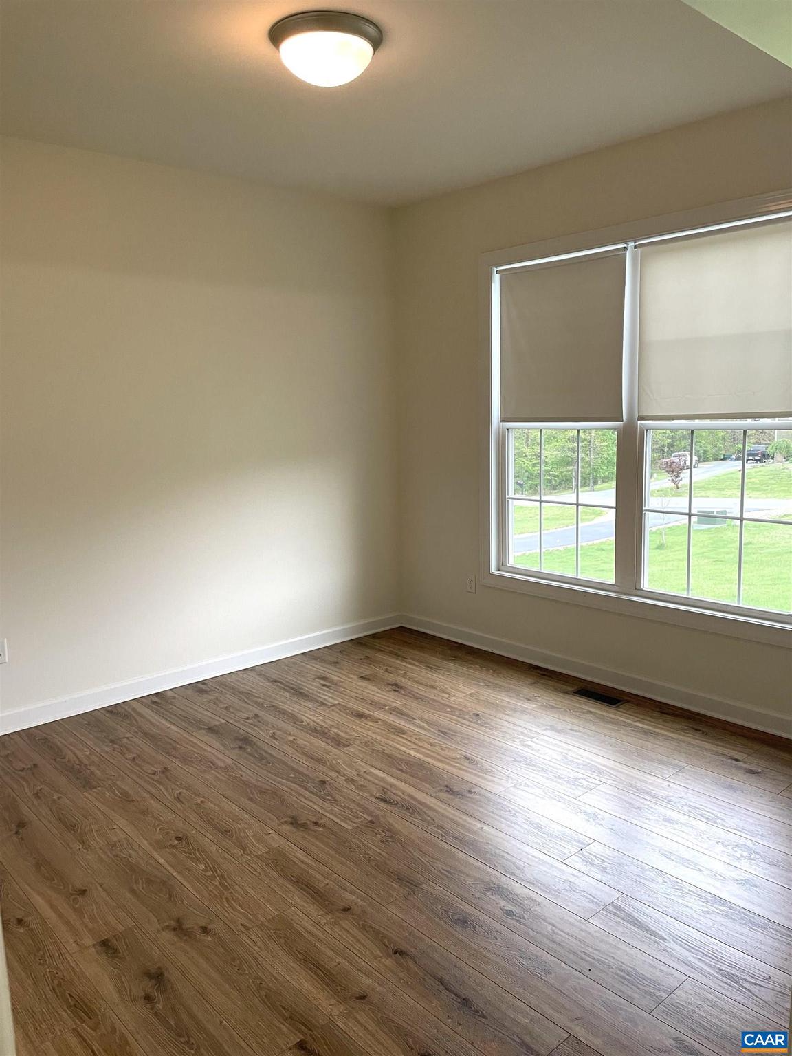 TWO RIVERS - Residential