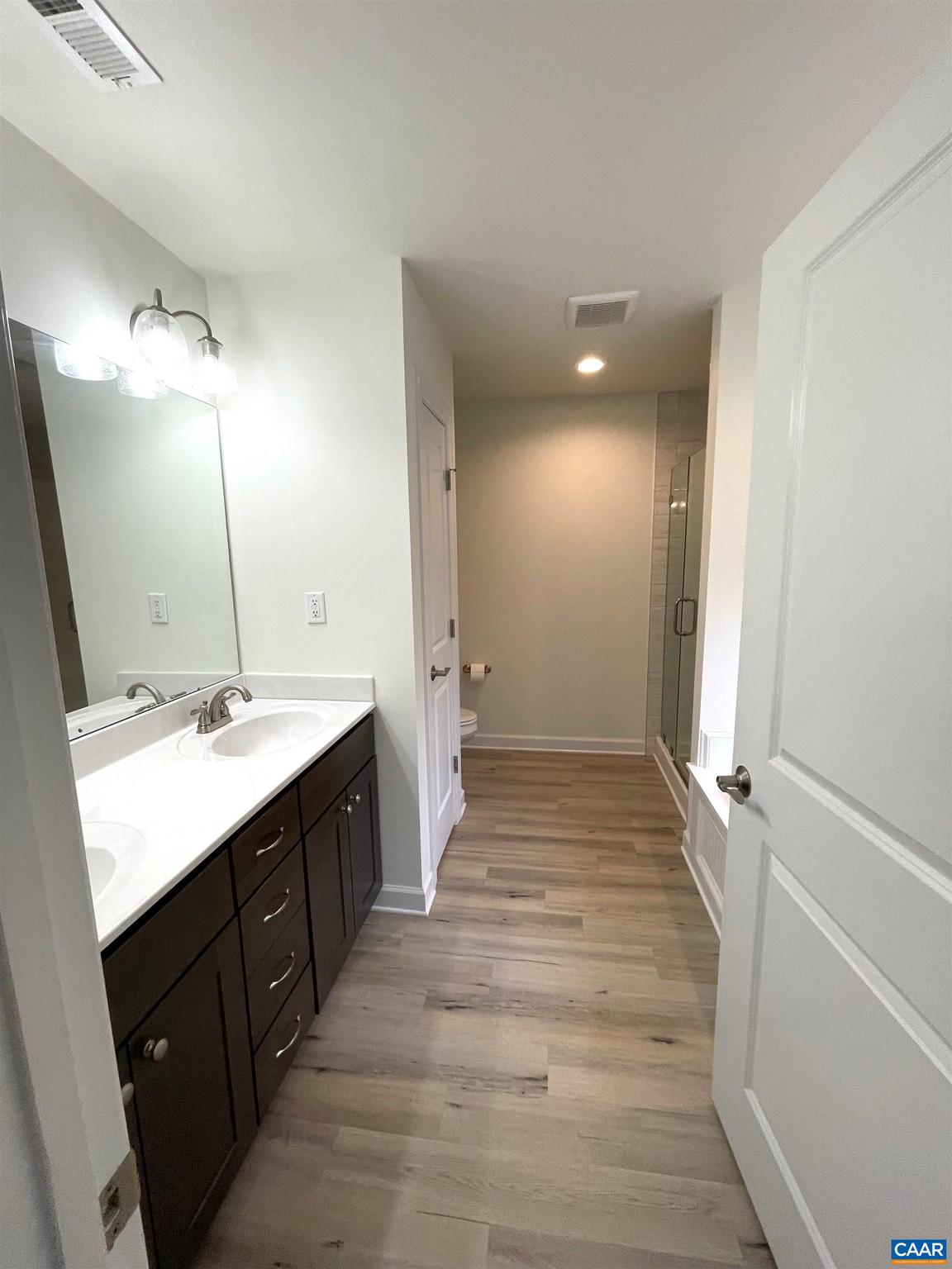 TWO RIVERS - Residential