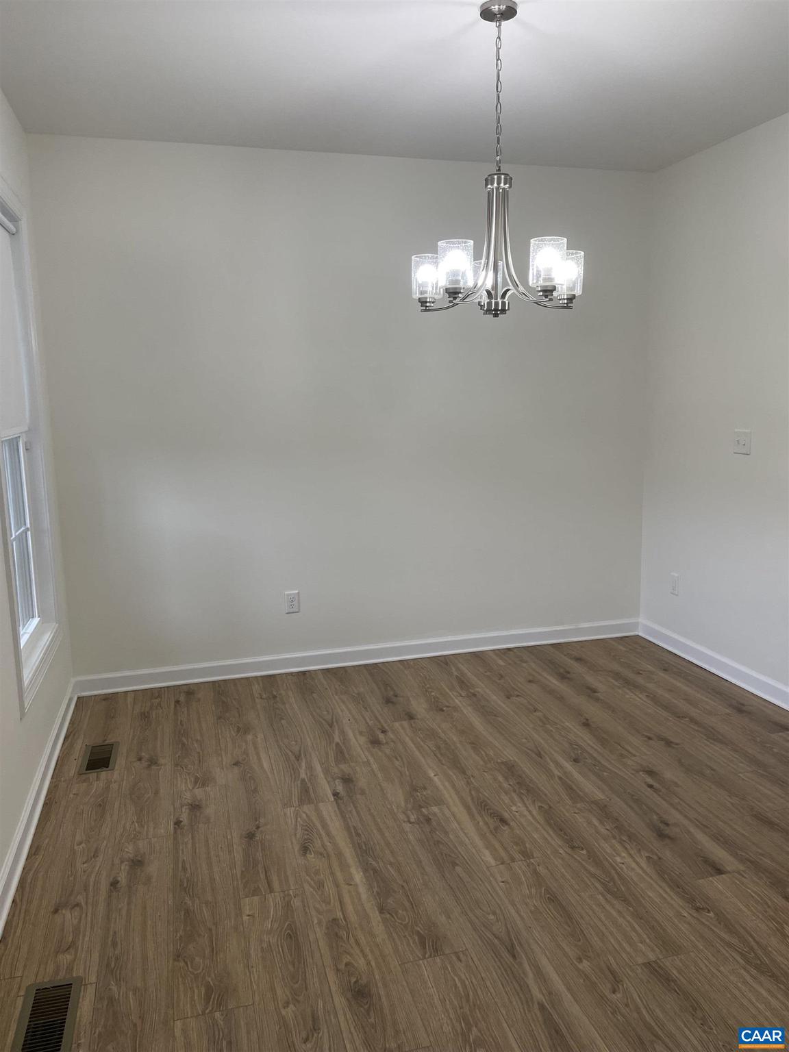 TWO RIVERS - Residential