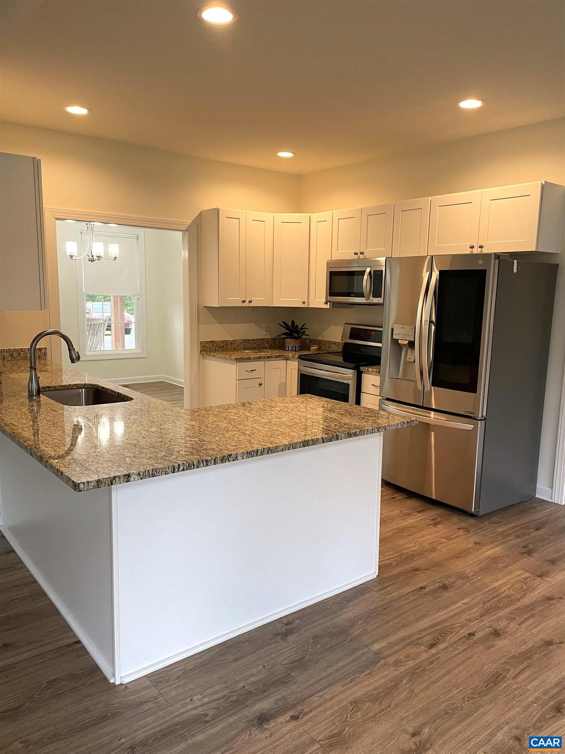 TWO RIVERS - Residential