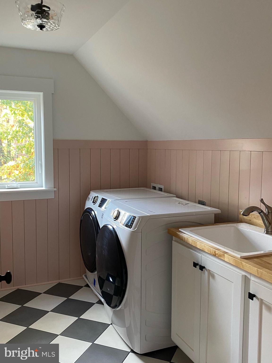 BEVERLY HILLS - Residential