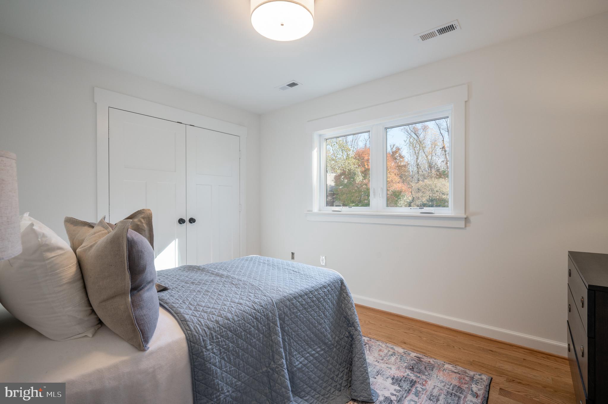 BEVERLY HILLS - Residential