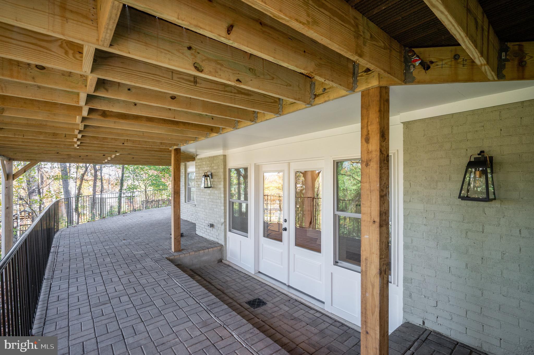 BEVERLY HILLS - Residential