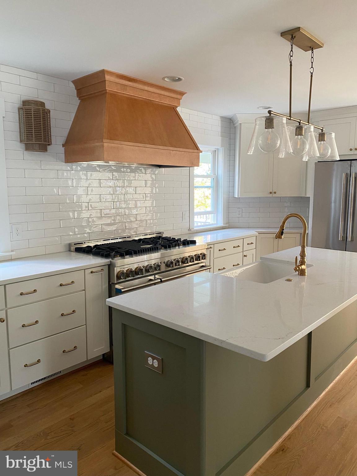 BEVERLY HILLS - Residential