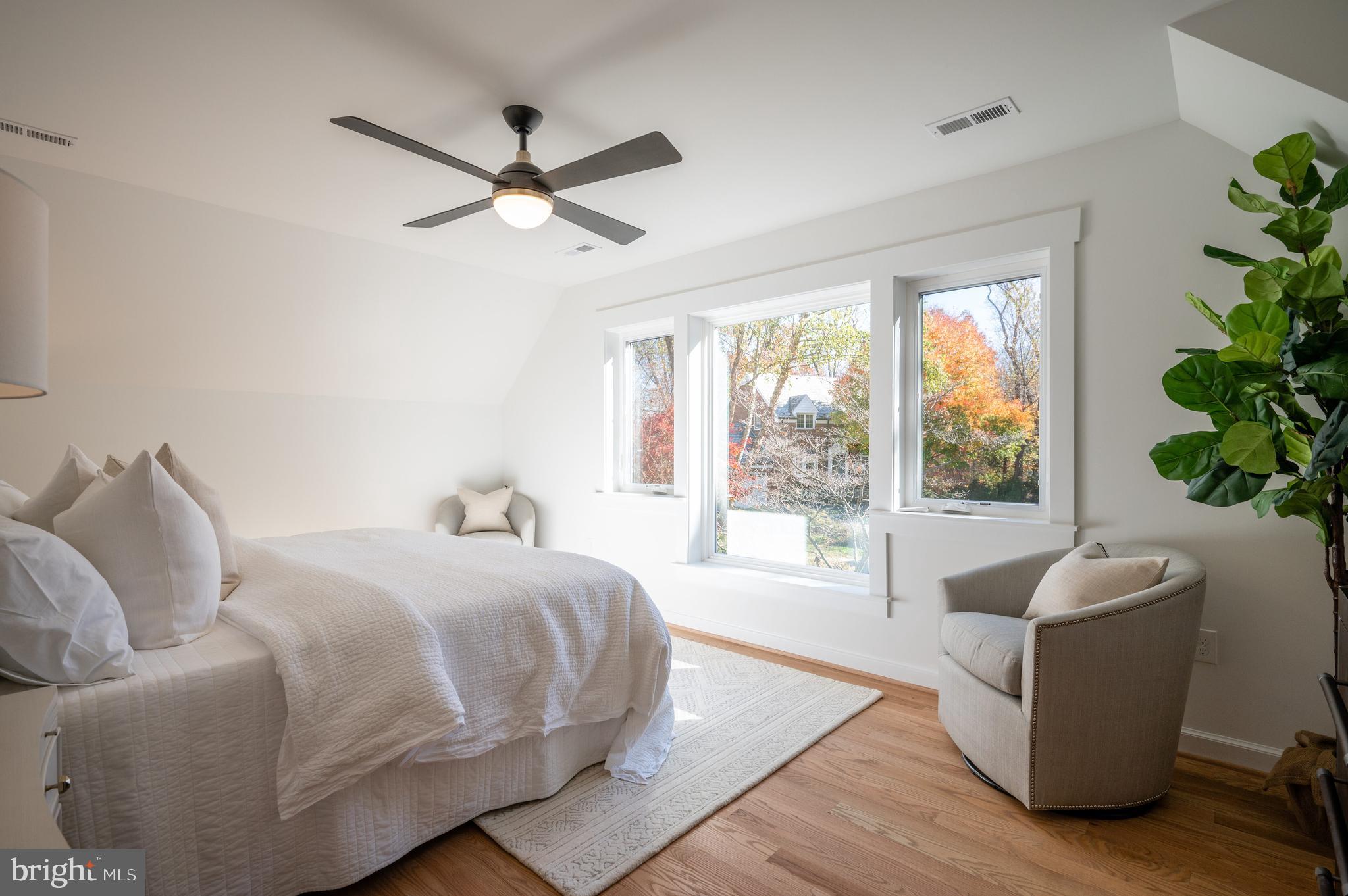 BEVERLY HILLS - Residential