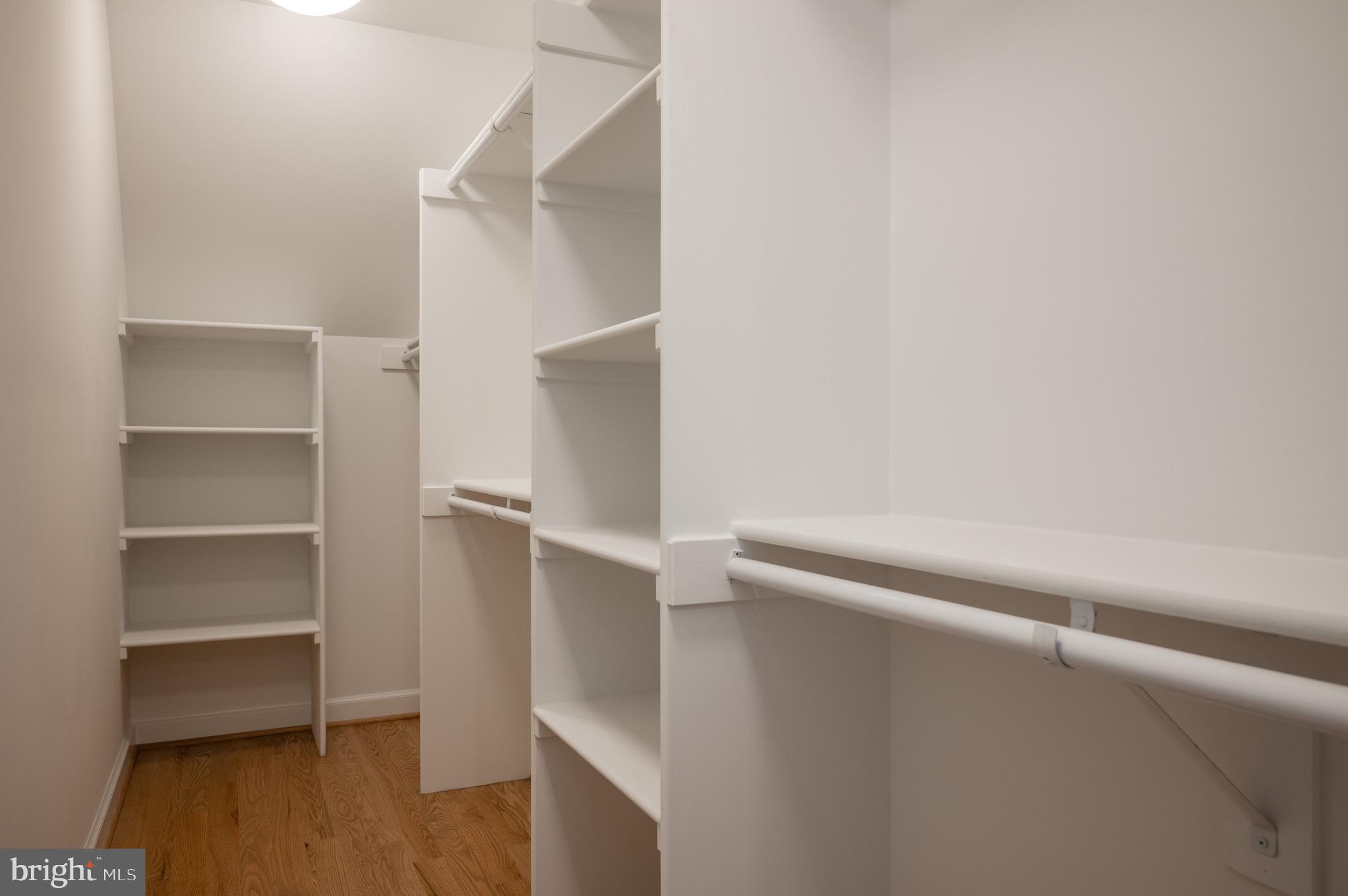 BEVERLY HILLS - Residential