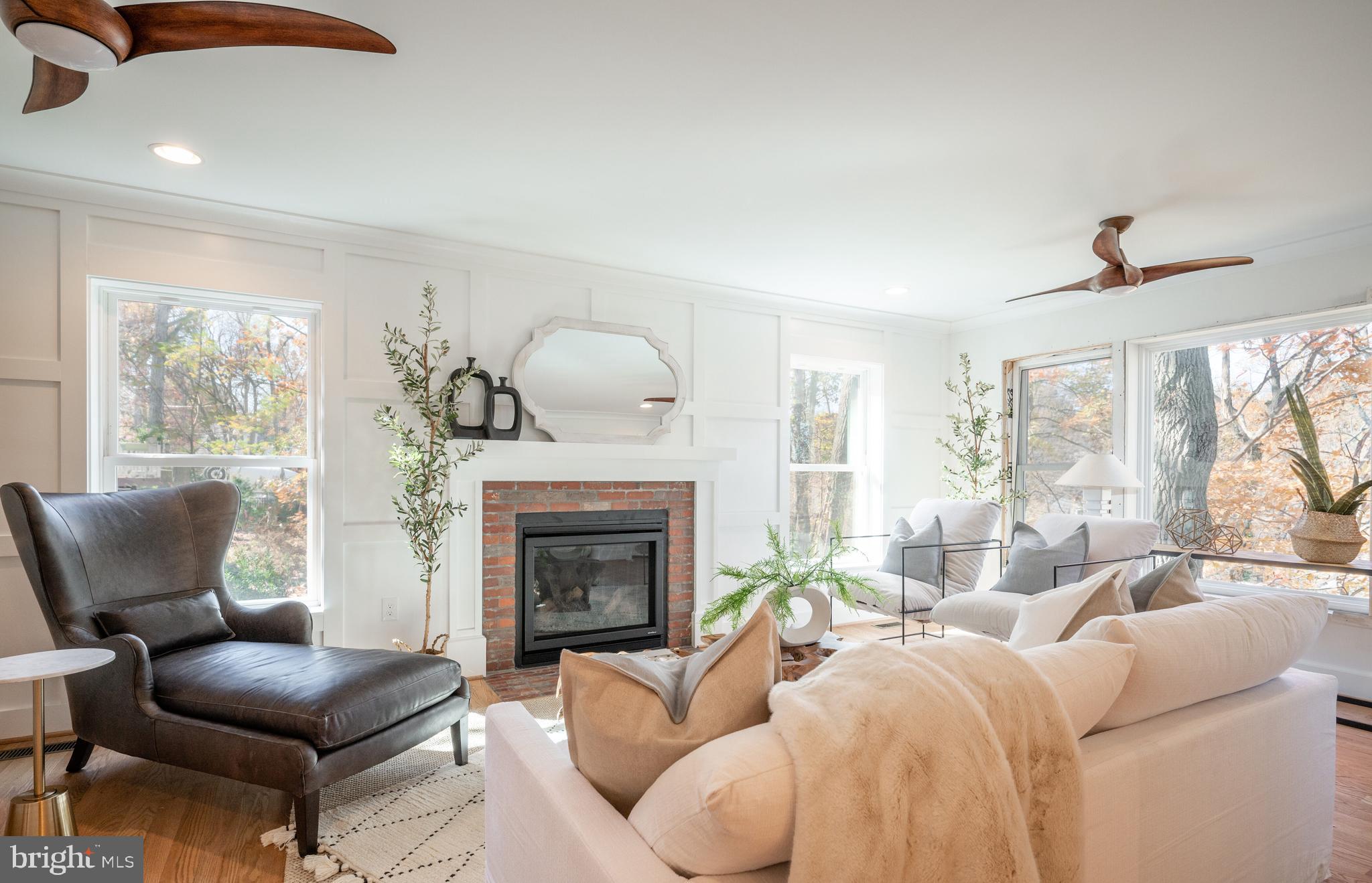 BEVERLY HILLS - Residential