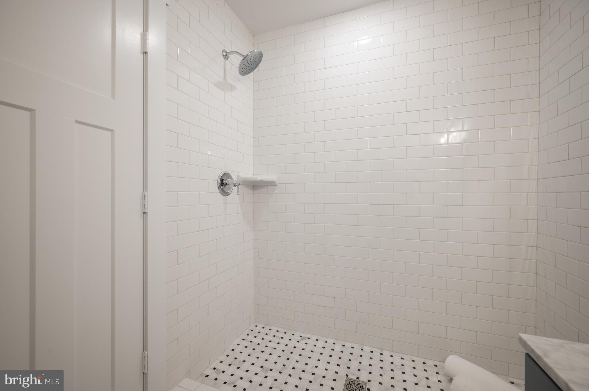 BEVERLY HILLS - Residential