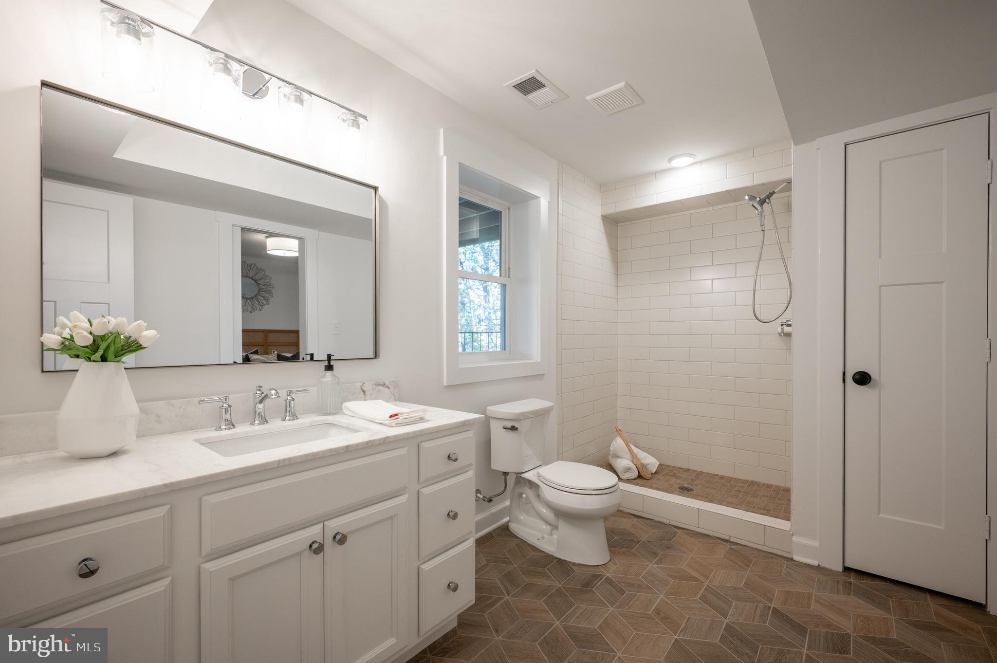 BEVERLY HILLS - Residential