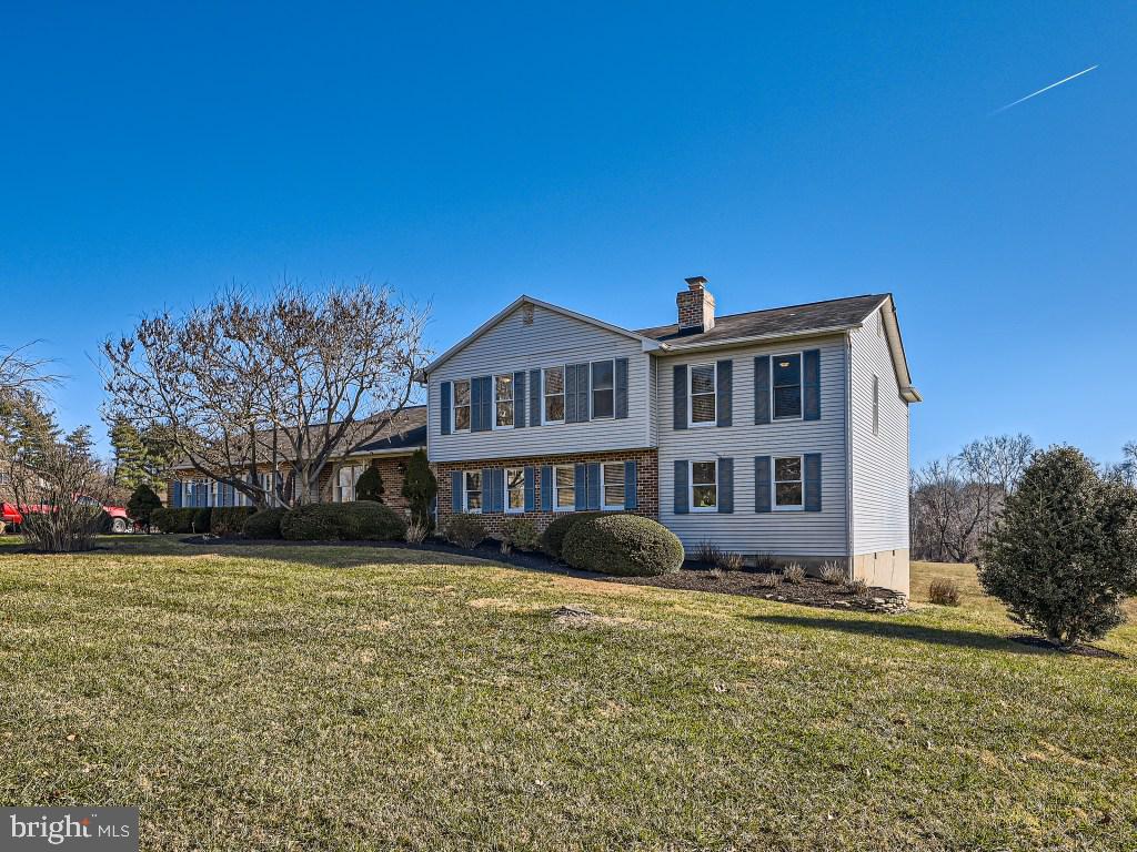 FRIENDSHIP MANOR - Residential