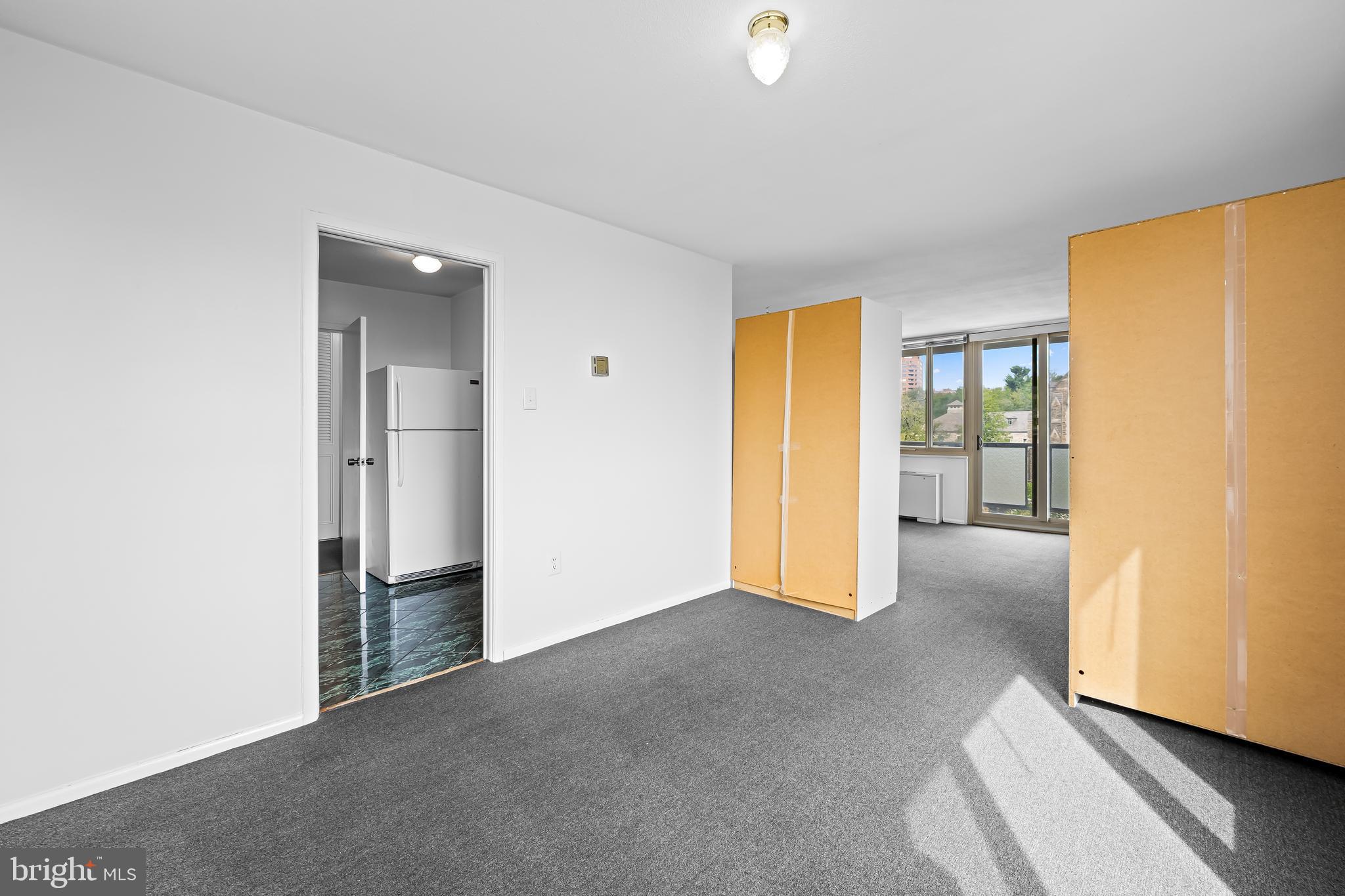 CHARLES VILLAGE - Residential