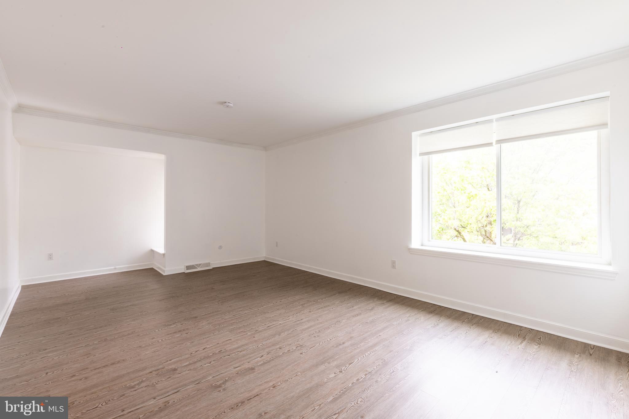 OAK KNOLL - Residential