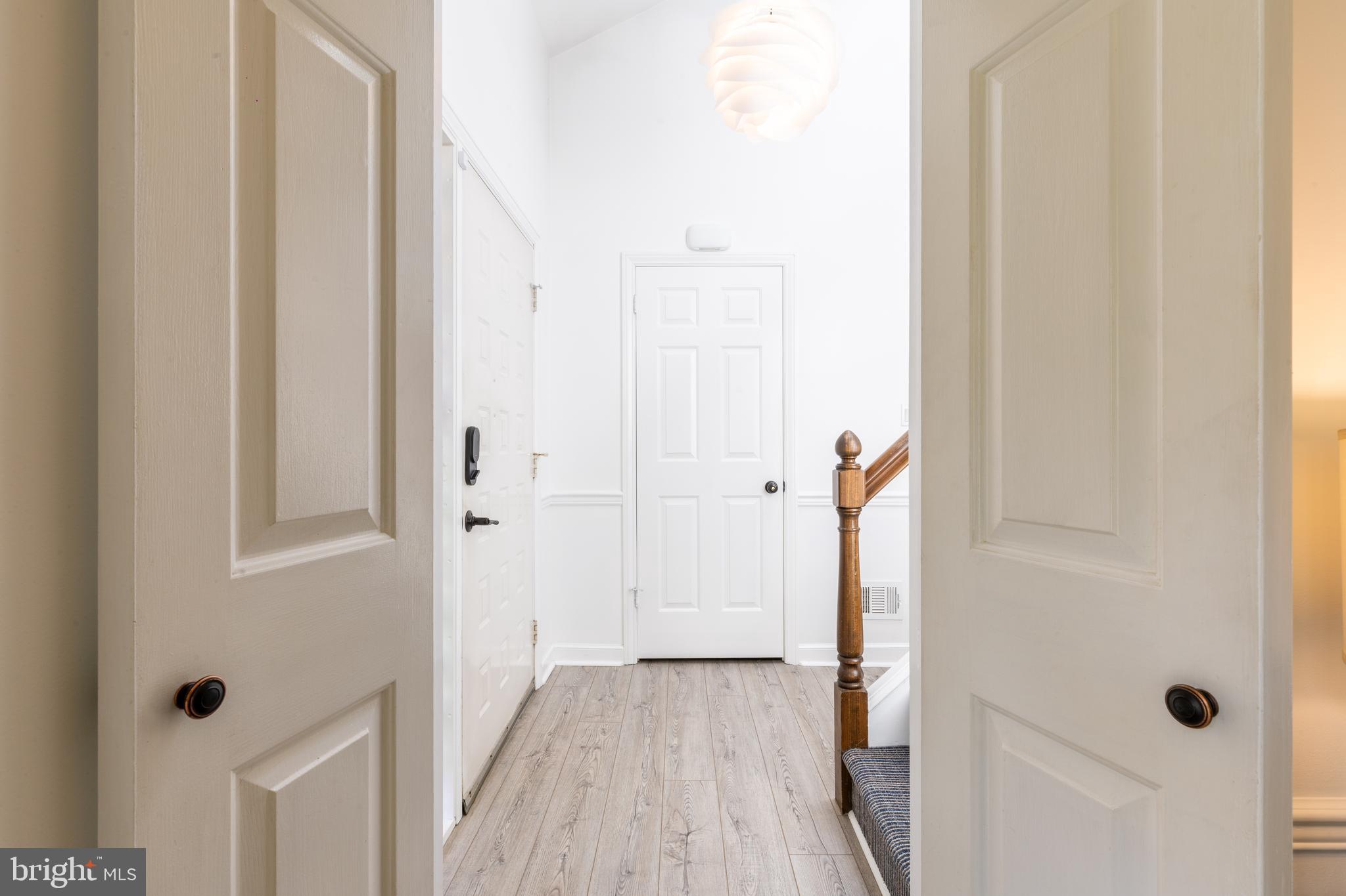OAK KNOLL - Residential
