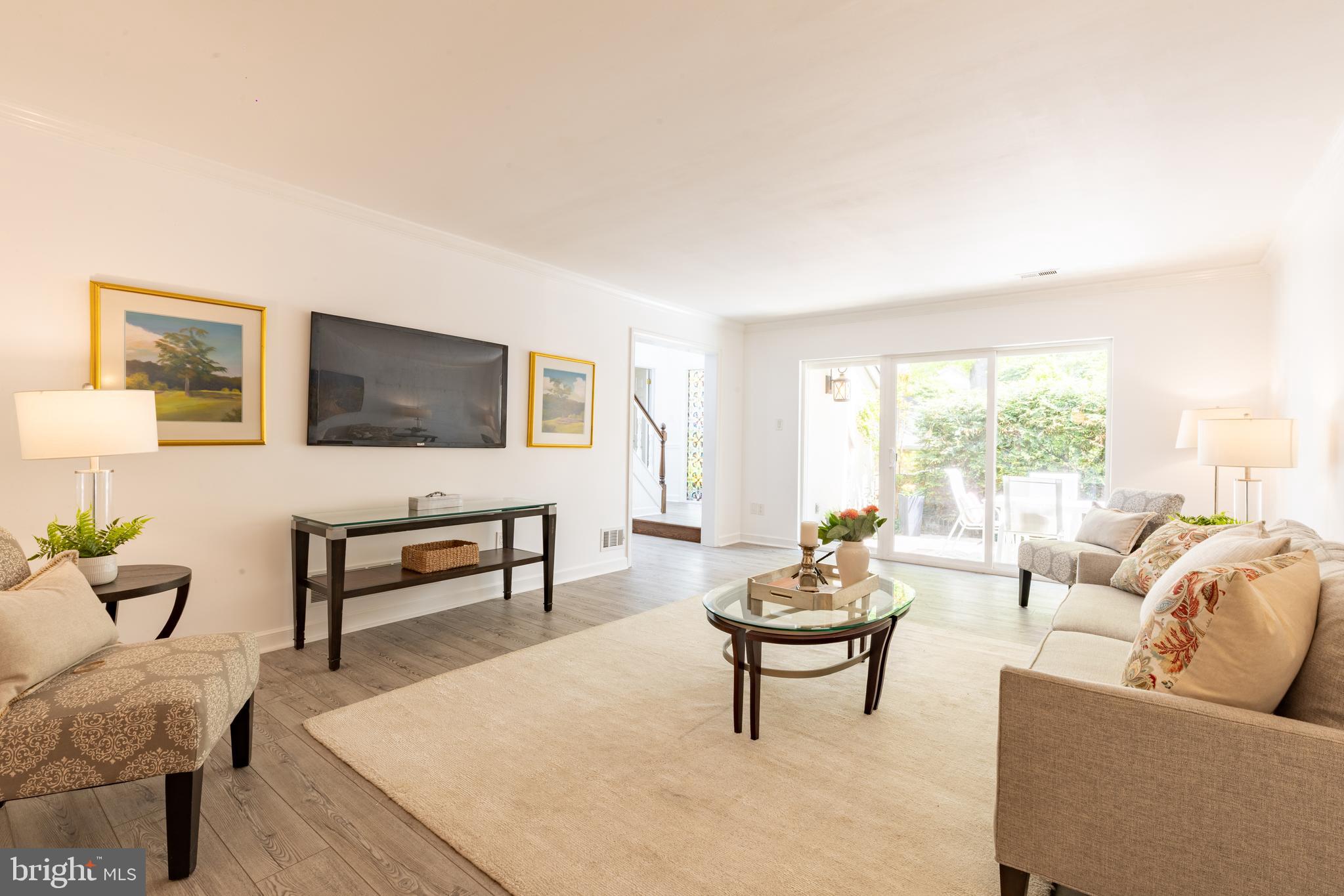 OAK KNOLL - Residential