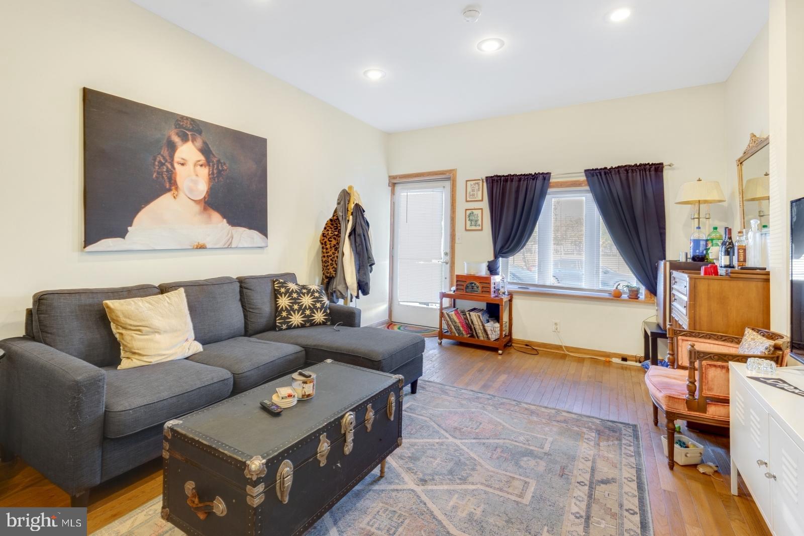 OLDE KENSINGTON - Residential Lease