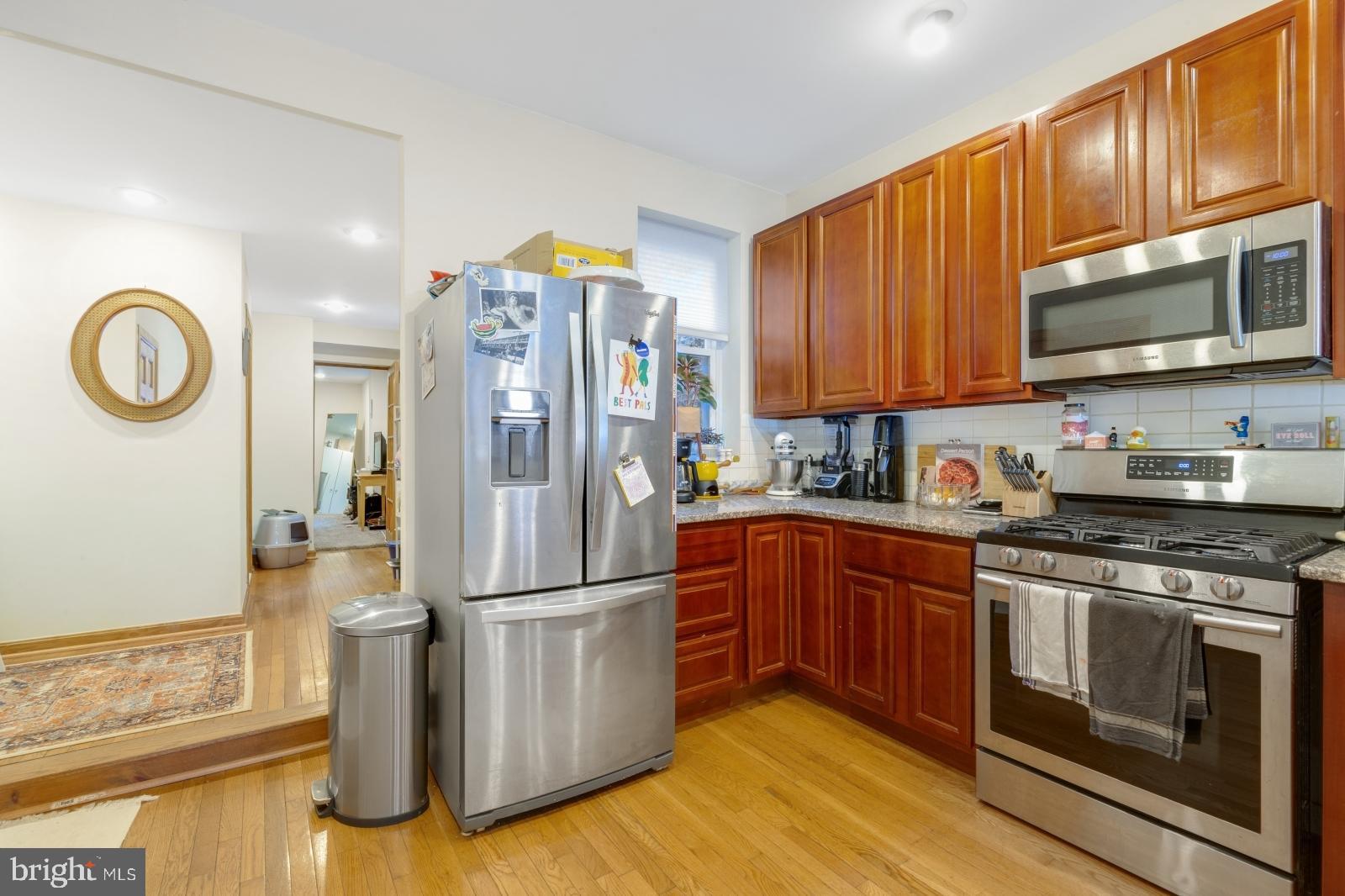 OLDE KENSINGTON - Residential Lease