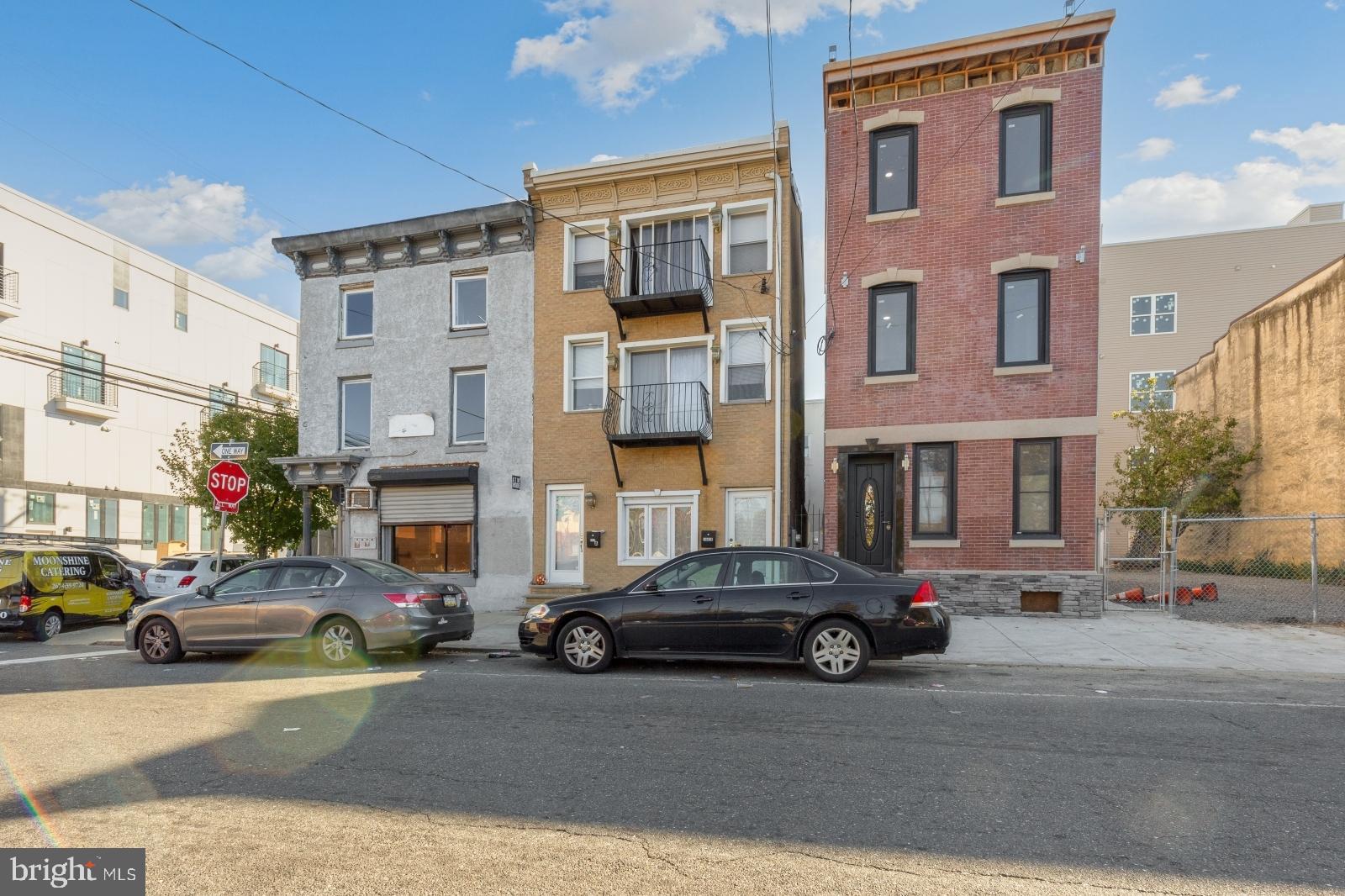 OLDE KENSINGTON - Residential Lease