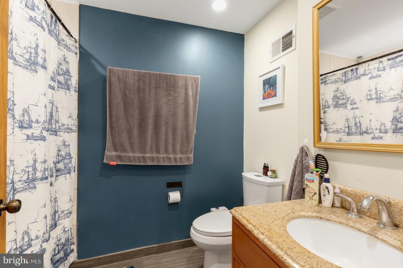 OLDE KENSINGTON - Residential Lease