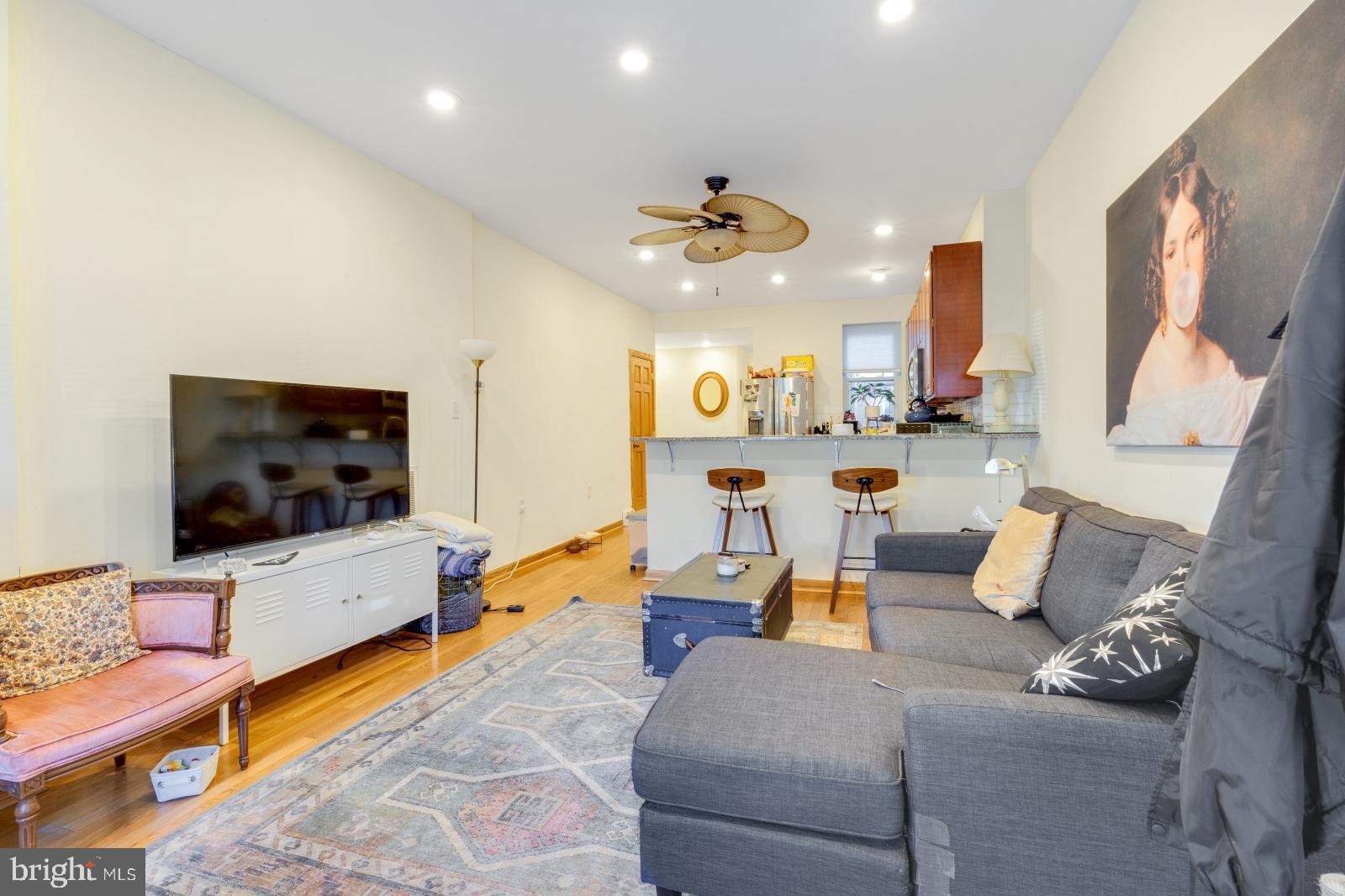 OLDE KENSINGTON - Residential Lease