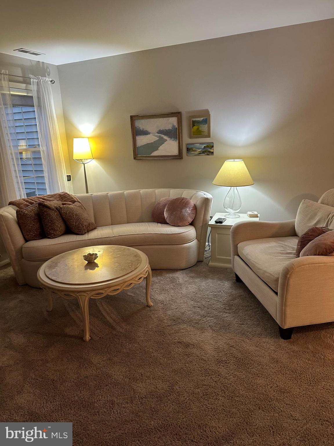 CHARING CROSS - Residential