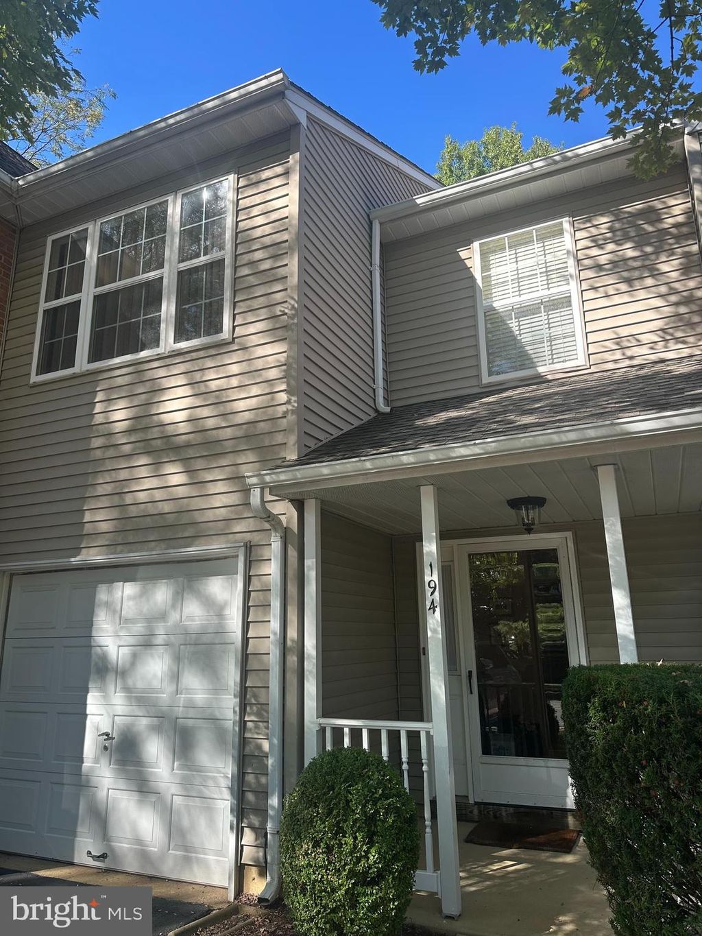 Photo of 194 Victoria Court, DOYLESTOWN, PA 18901 (MLS # PABU2107588)