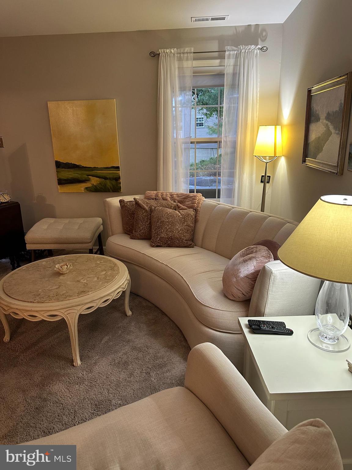 CHARING CROSS - Residential