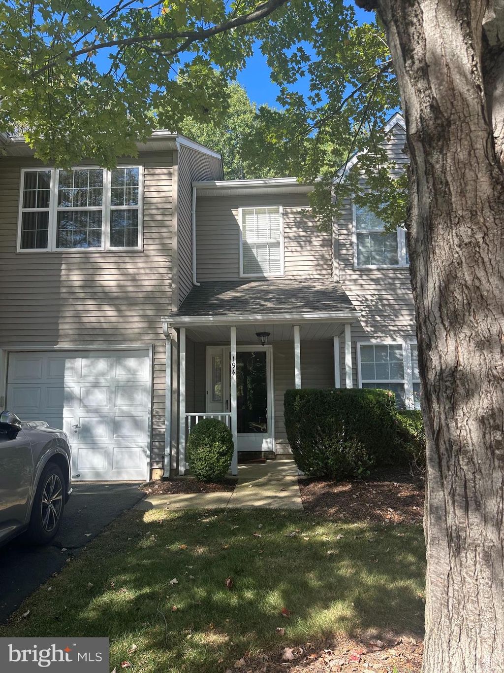 Photo of 194 Victoria Court, DOYLESTOWN, PA 18901 (MLS # PABU2107588)