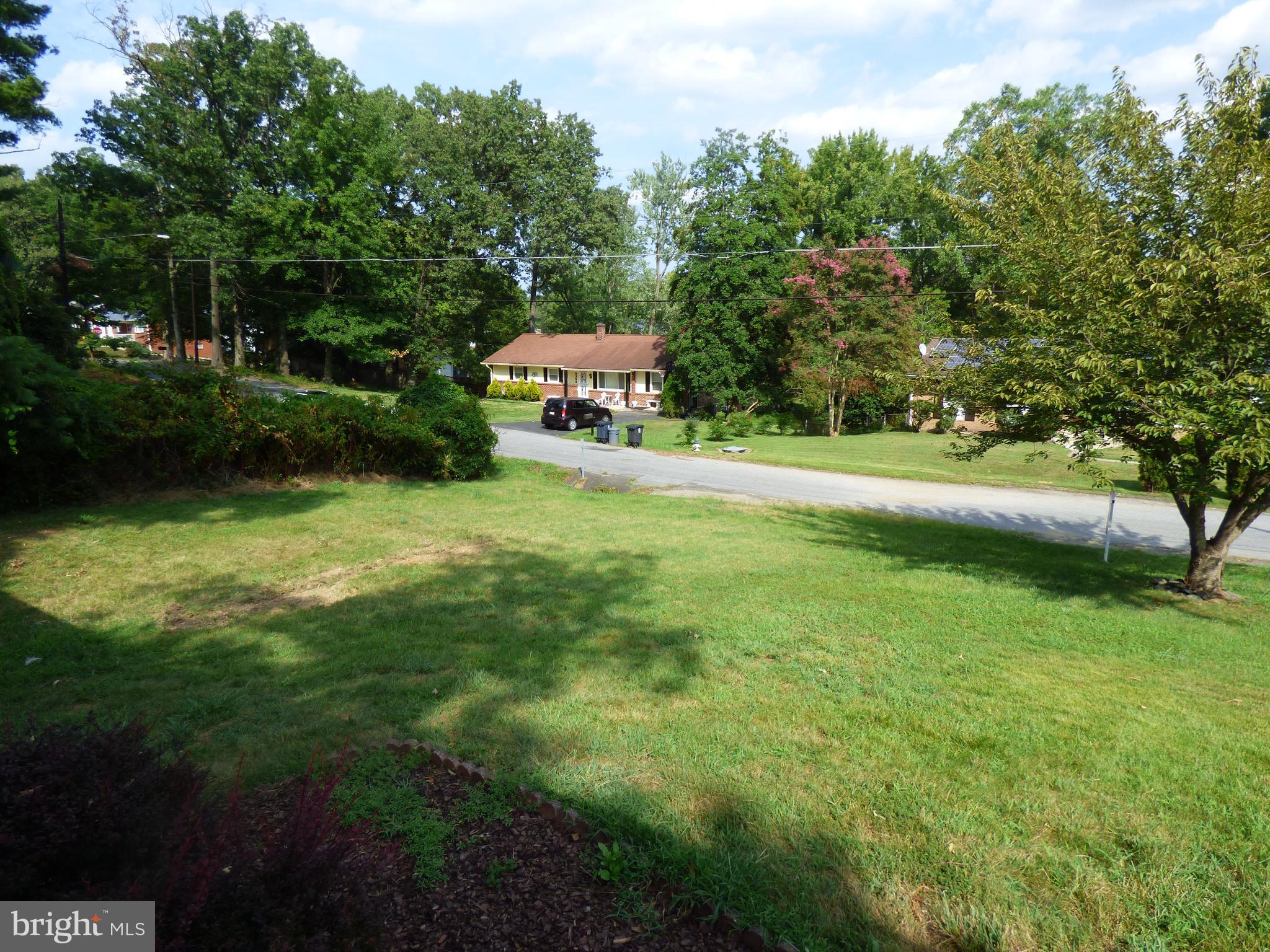 WOODLANE - Residential