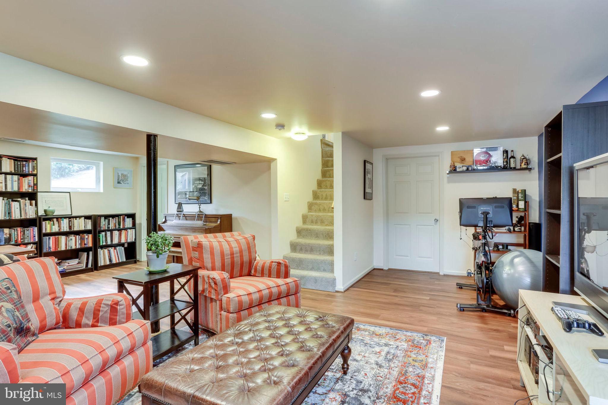 DOMINION HILLS - Residential