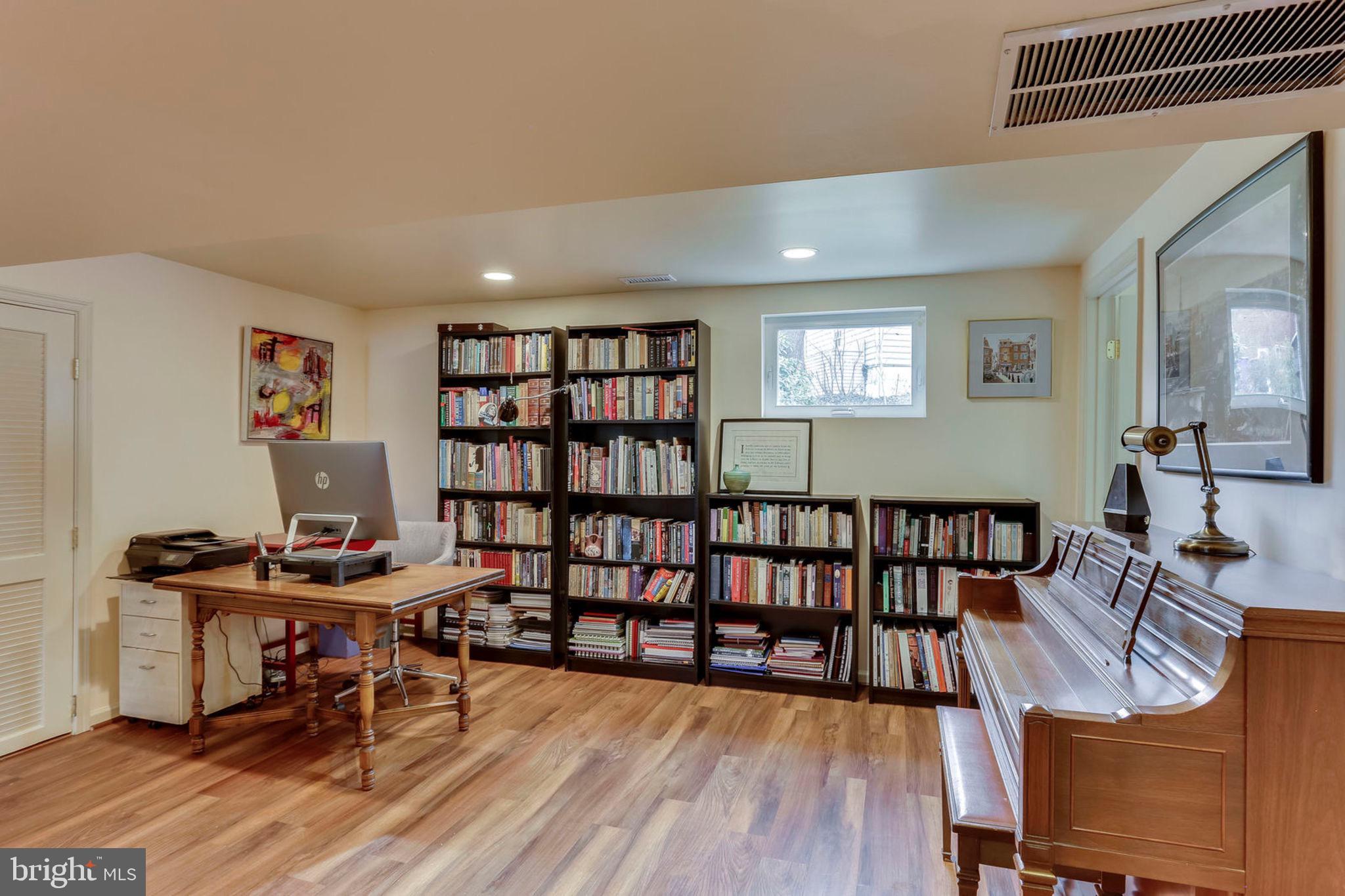 DOMINION HILLS - Residential