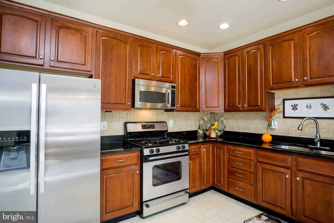 DOMINION VALLEY COUNTRY CLUB - Residential