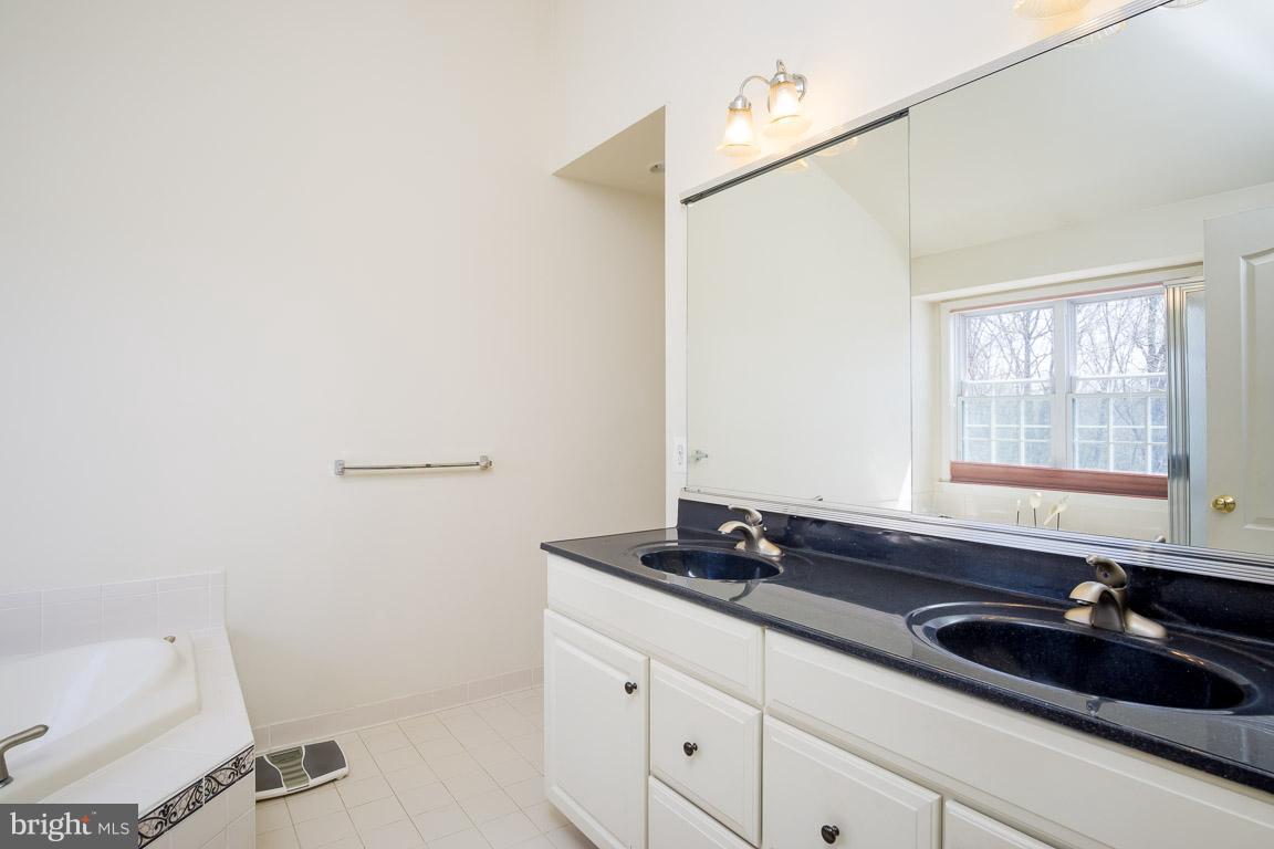 DOMINION VALLEY COUNTRY CLUB - Residential