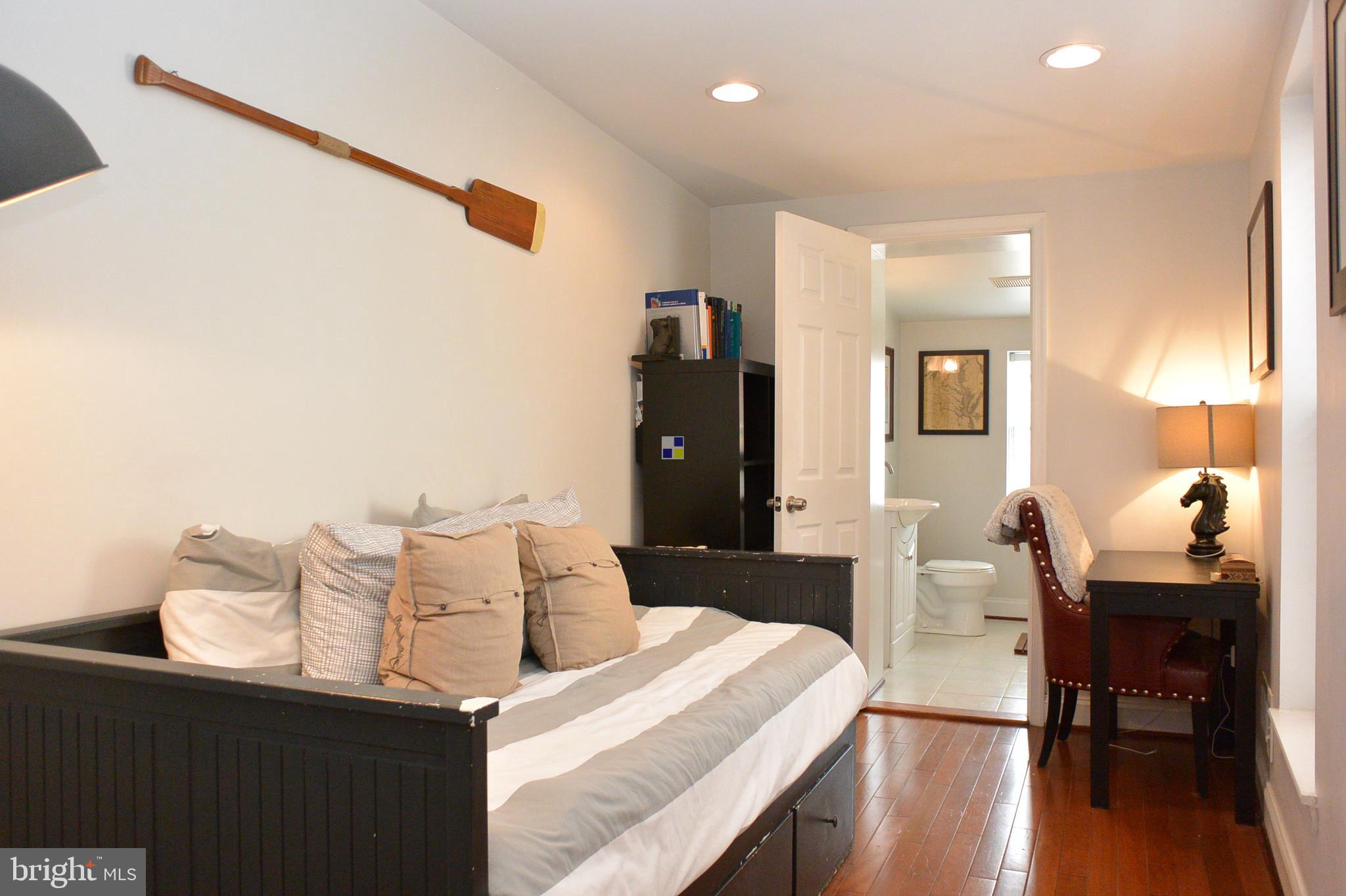 SOUTH BALTIMORE - Residential Lease