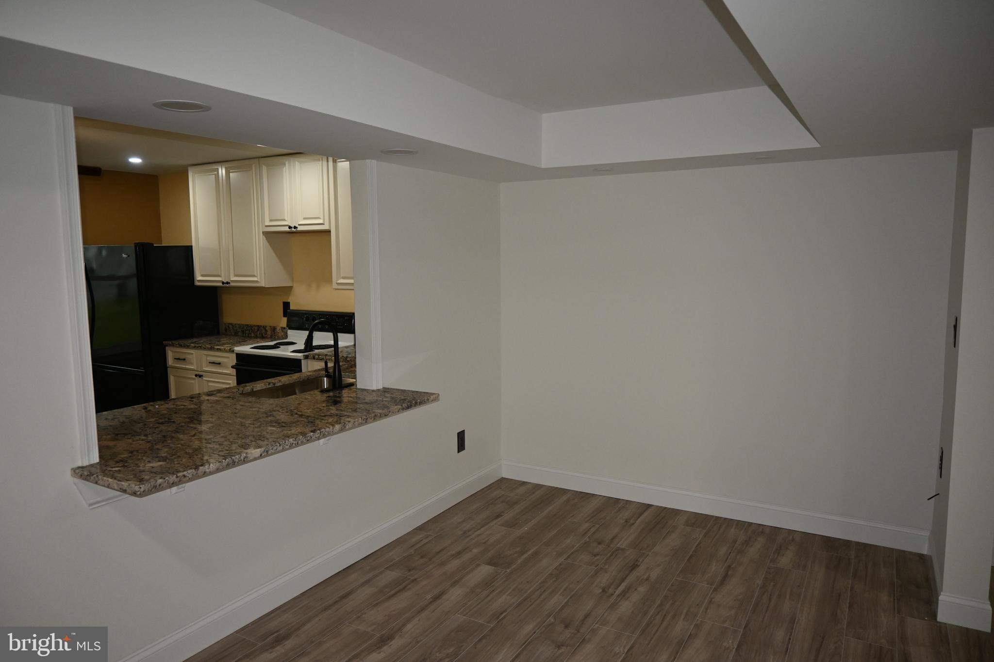 GREEN MEADOWS - Residential