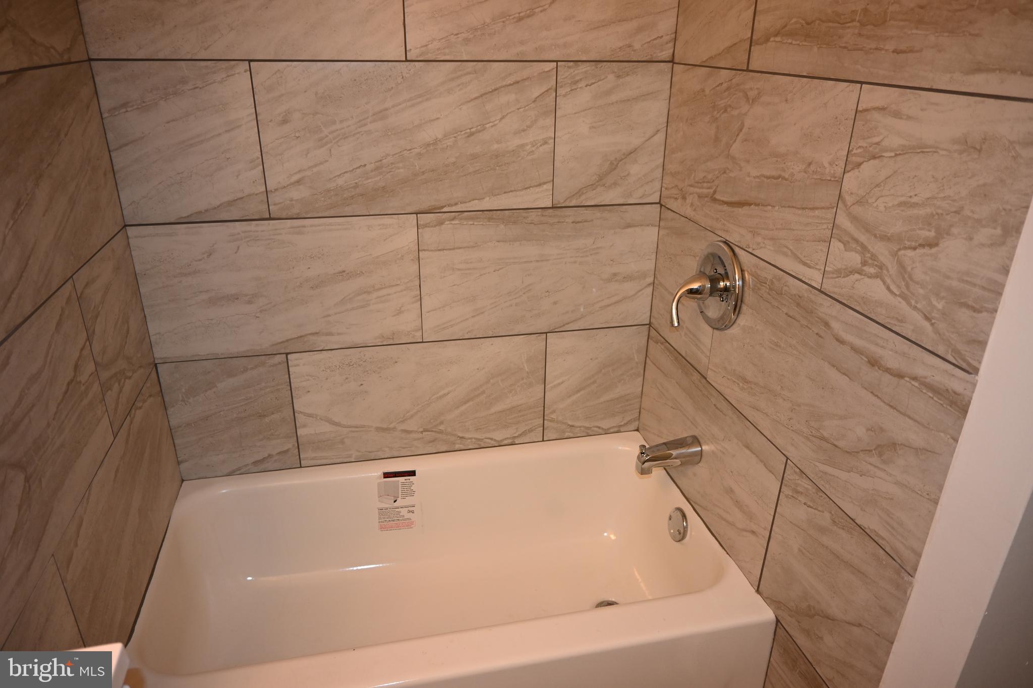 GREEN MEADOWS - Residential