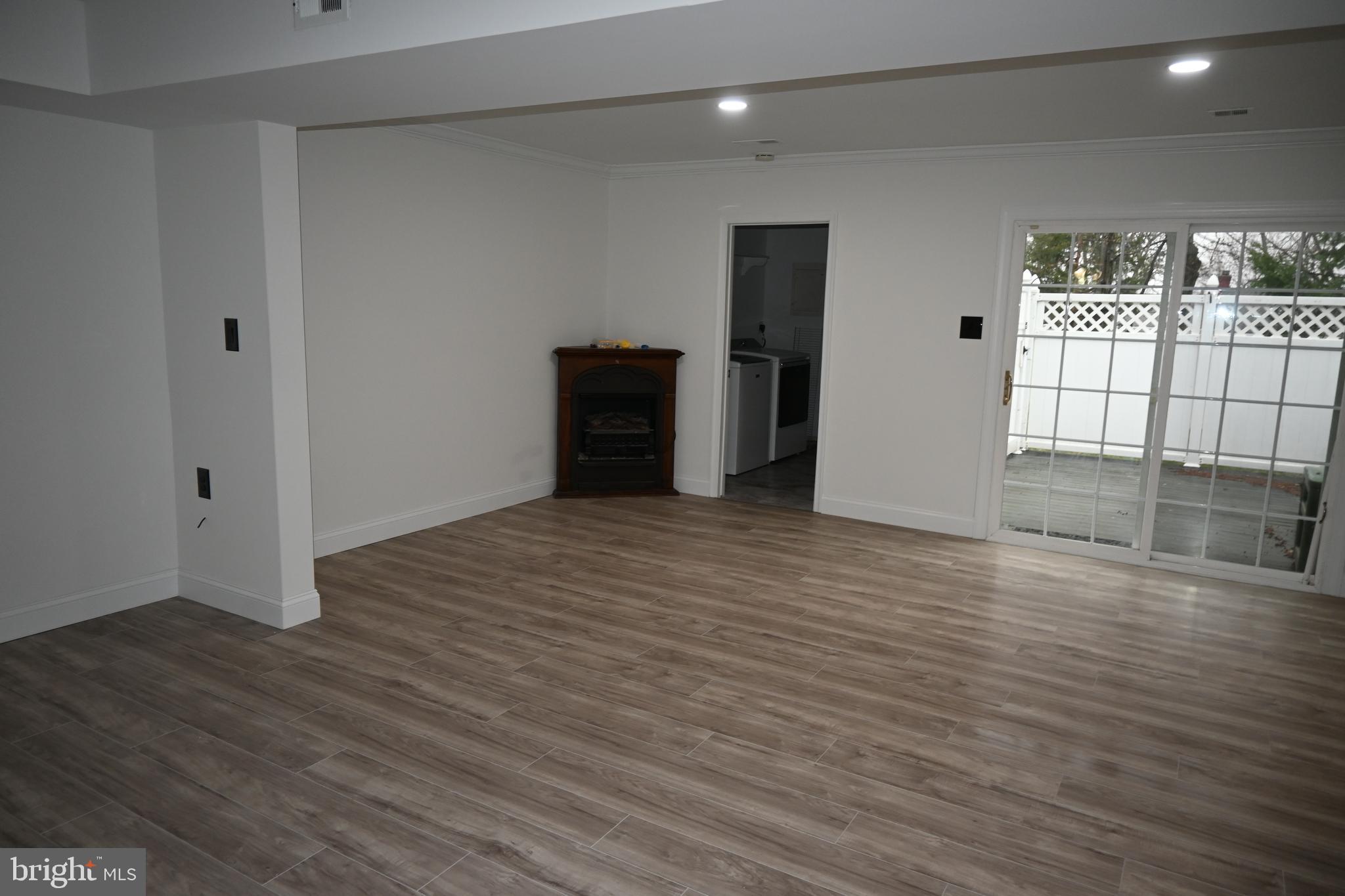 GREEN MEADOWS - Residential