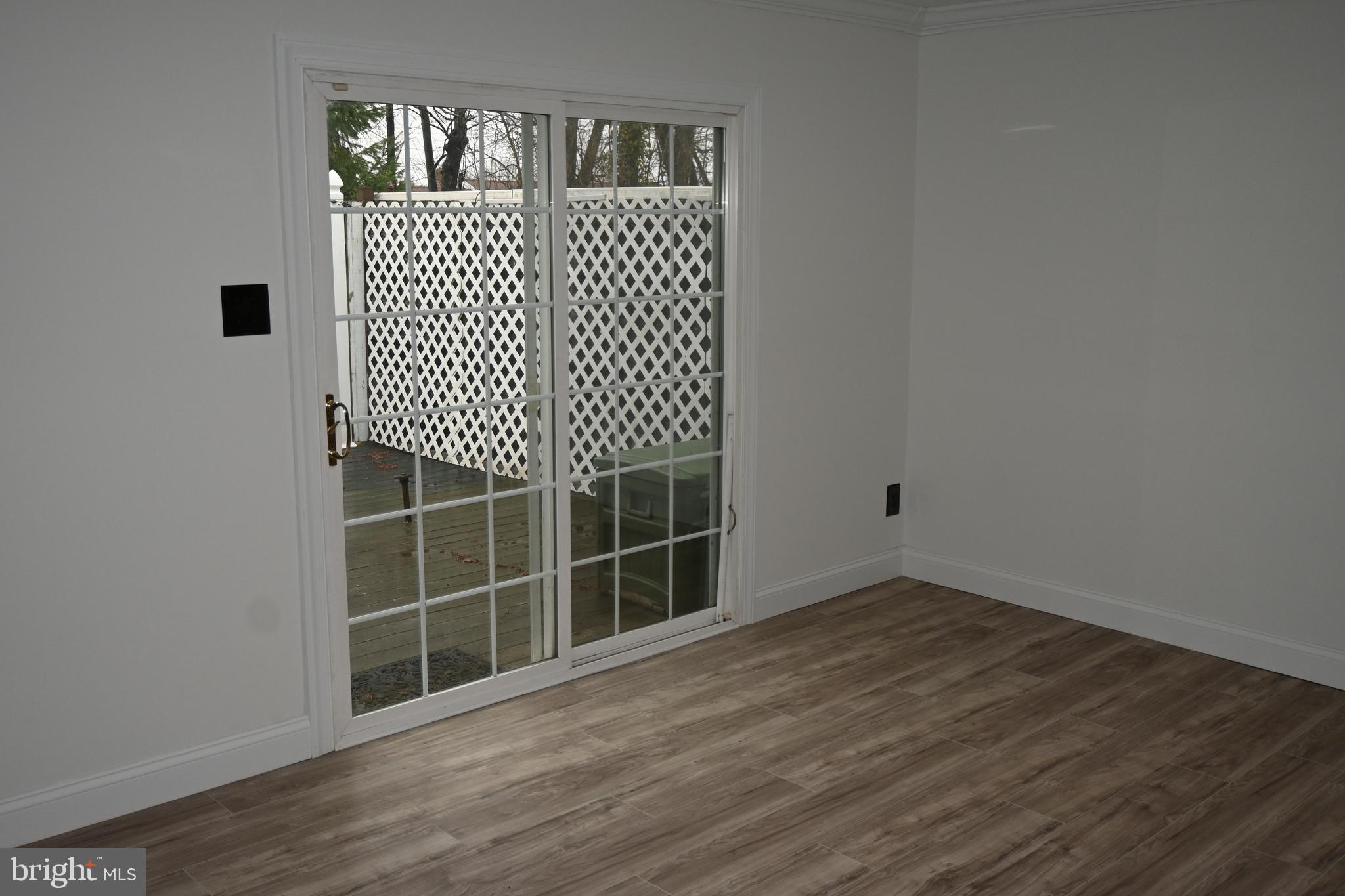 GREEN MEADOWS - Residential