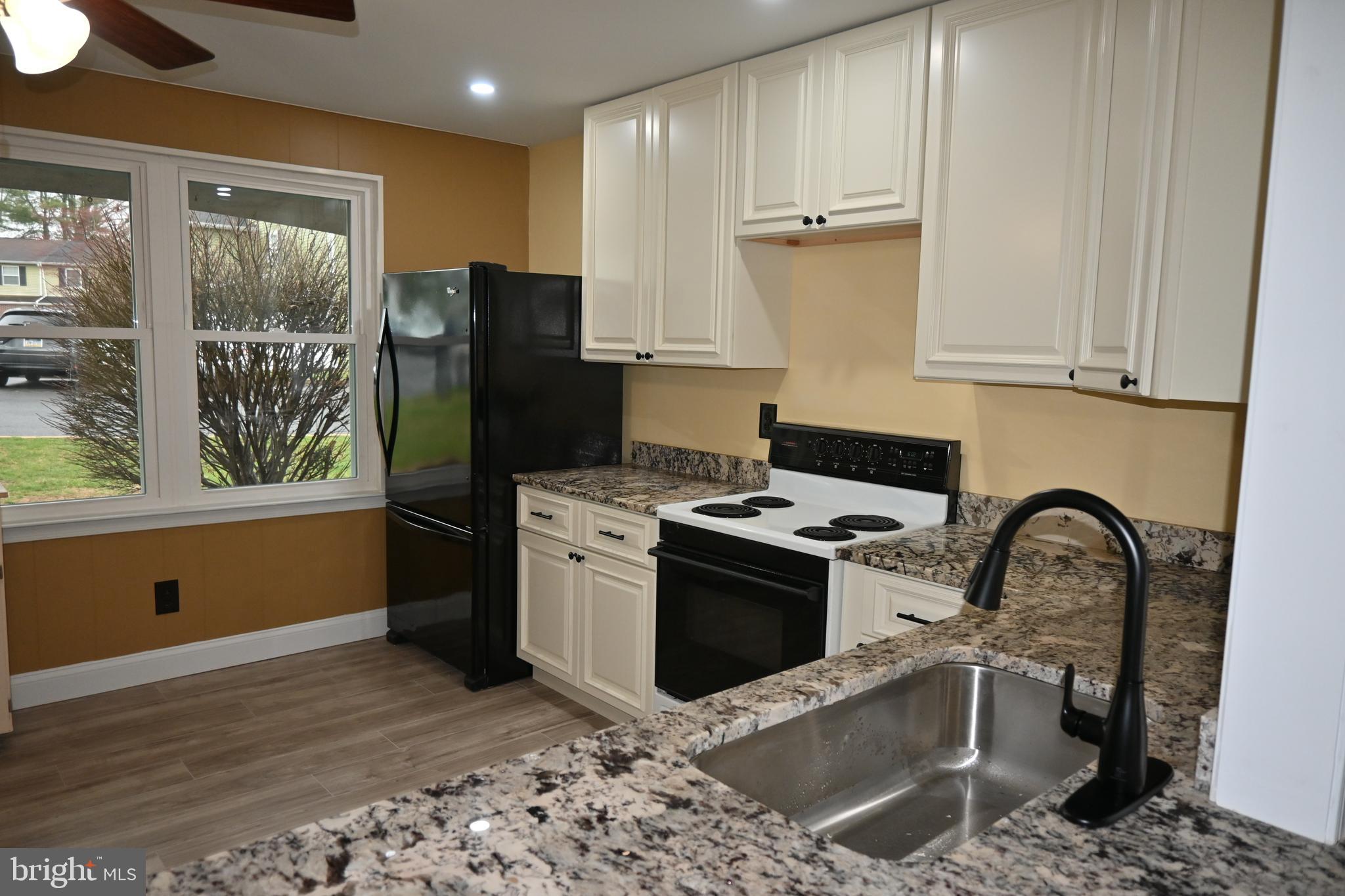 GREEN MEADOWS - Residential