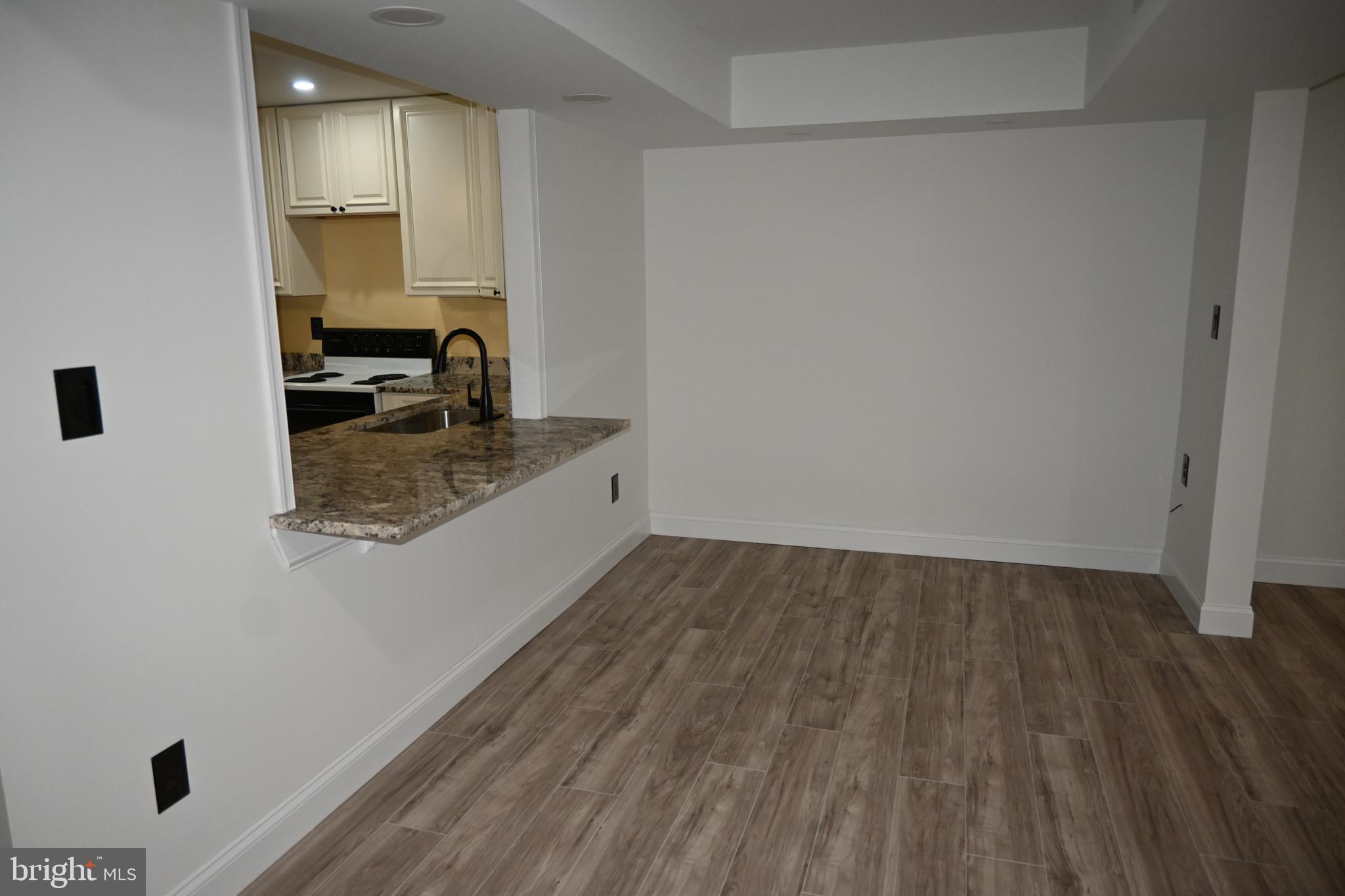 GREEN MEADOWS - Residential