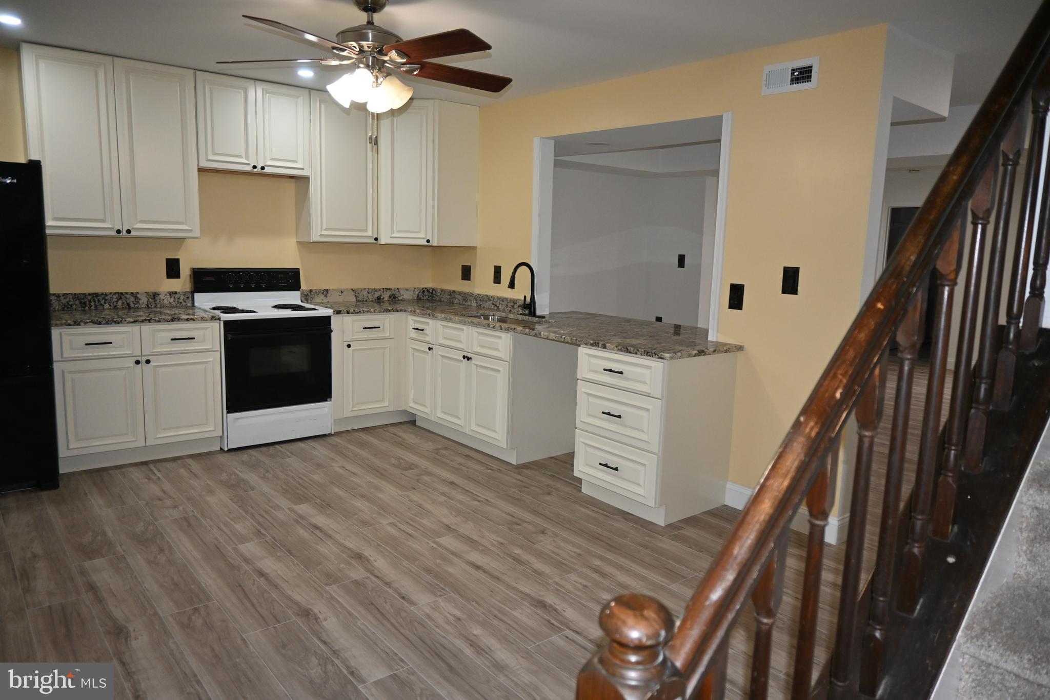 GREEN MEADOWS - Residential