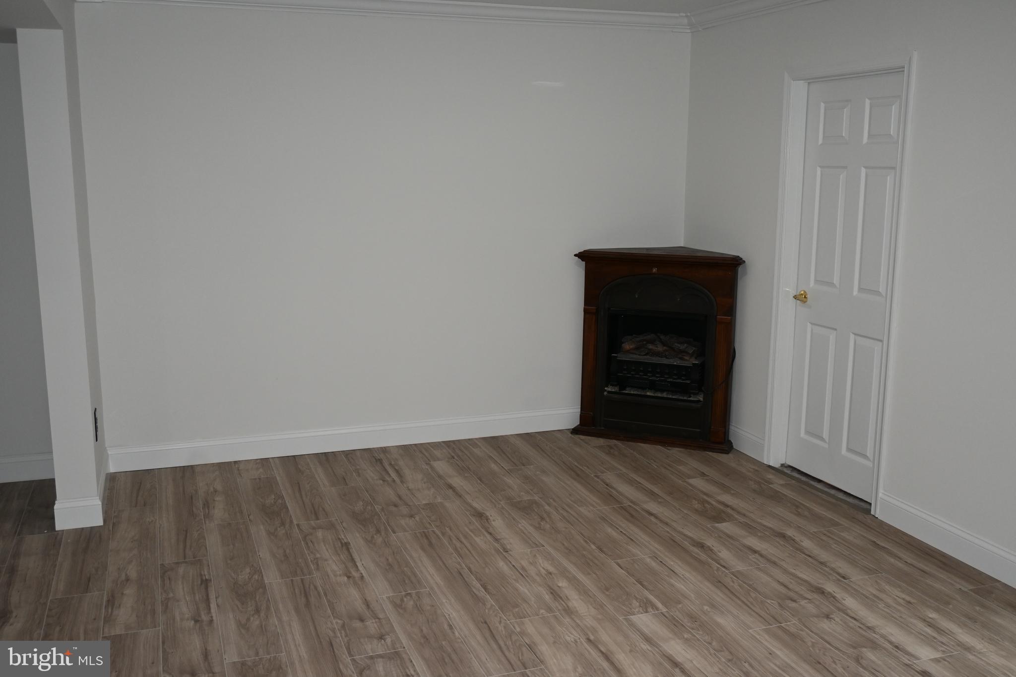 GREEN MEADOWS - Residential